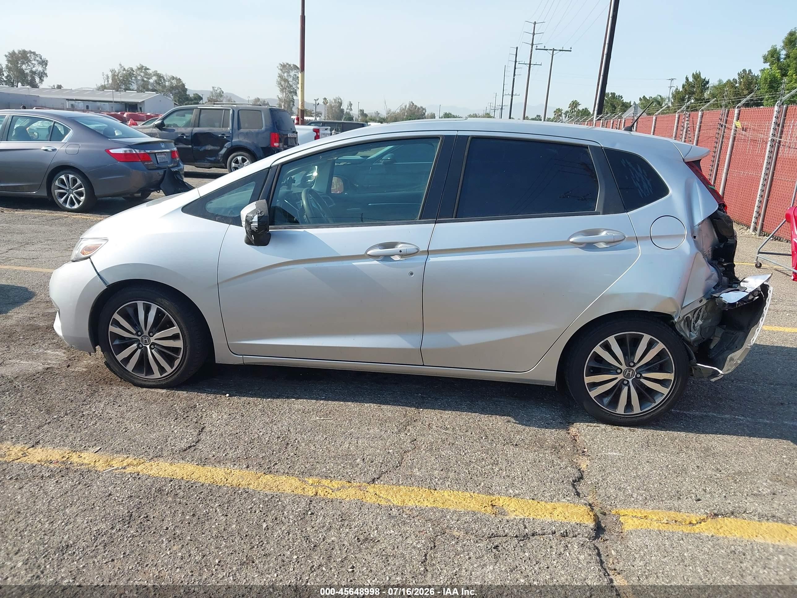 2015 Honda Fit Ex/ex-l Silver vin: 3HGGK5H88FM727667