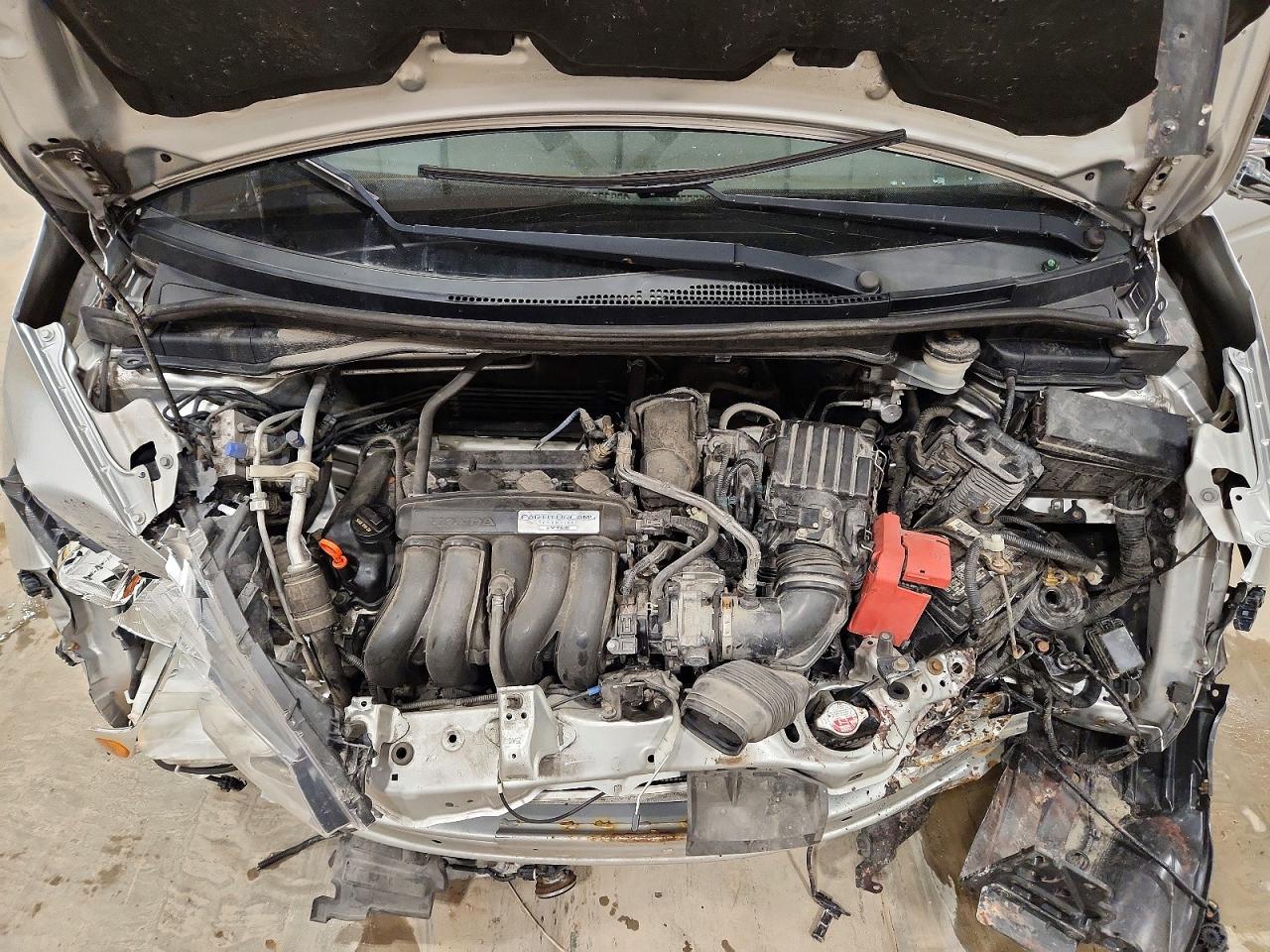 2015 Honda Fit Ex Серебряный vin: 3HGGK5H89FM730710