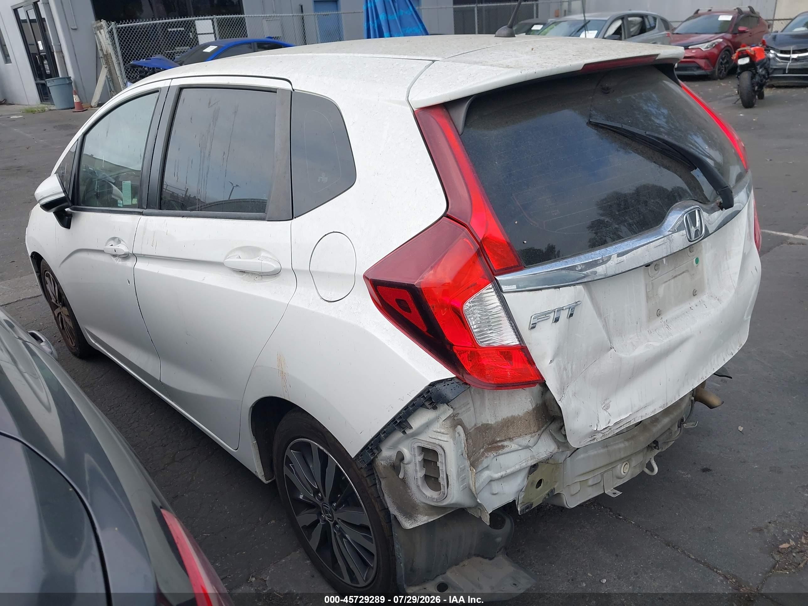 2015 Honda Fit Ex/ex-l White vin: 3HGGK5H89FM757552