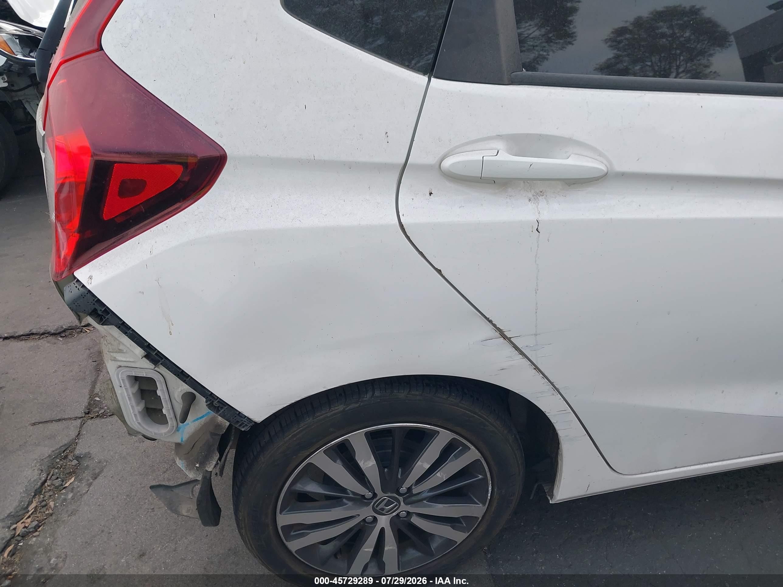 2015 Honda Fit Ex/ex-l White vin: 3HGGK5H89FM757552