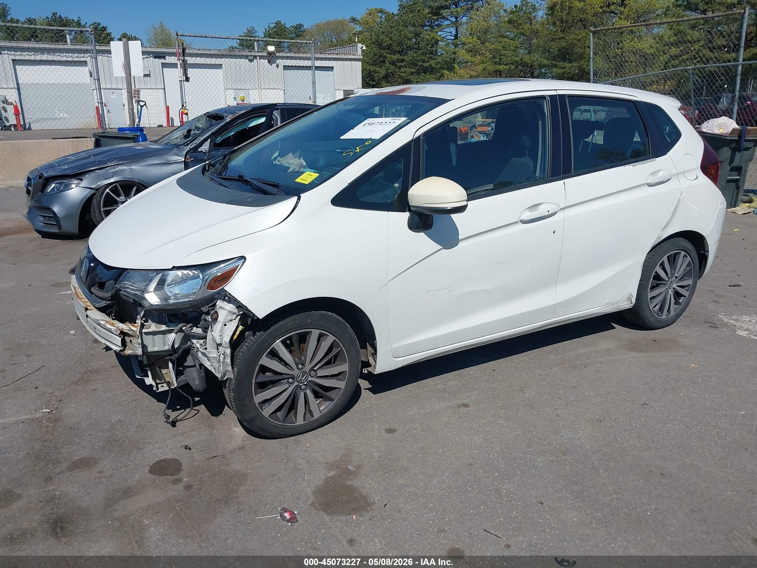 2015 Honda Fit Ex/ex-l Белый vin: 3HGGK5H89FM759897