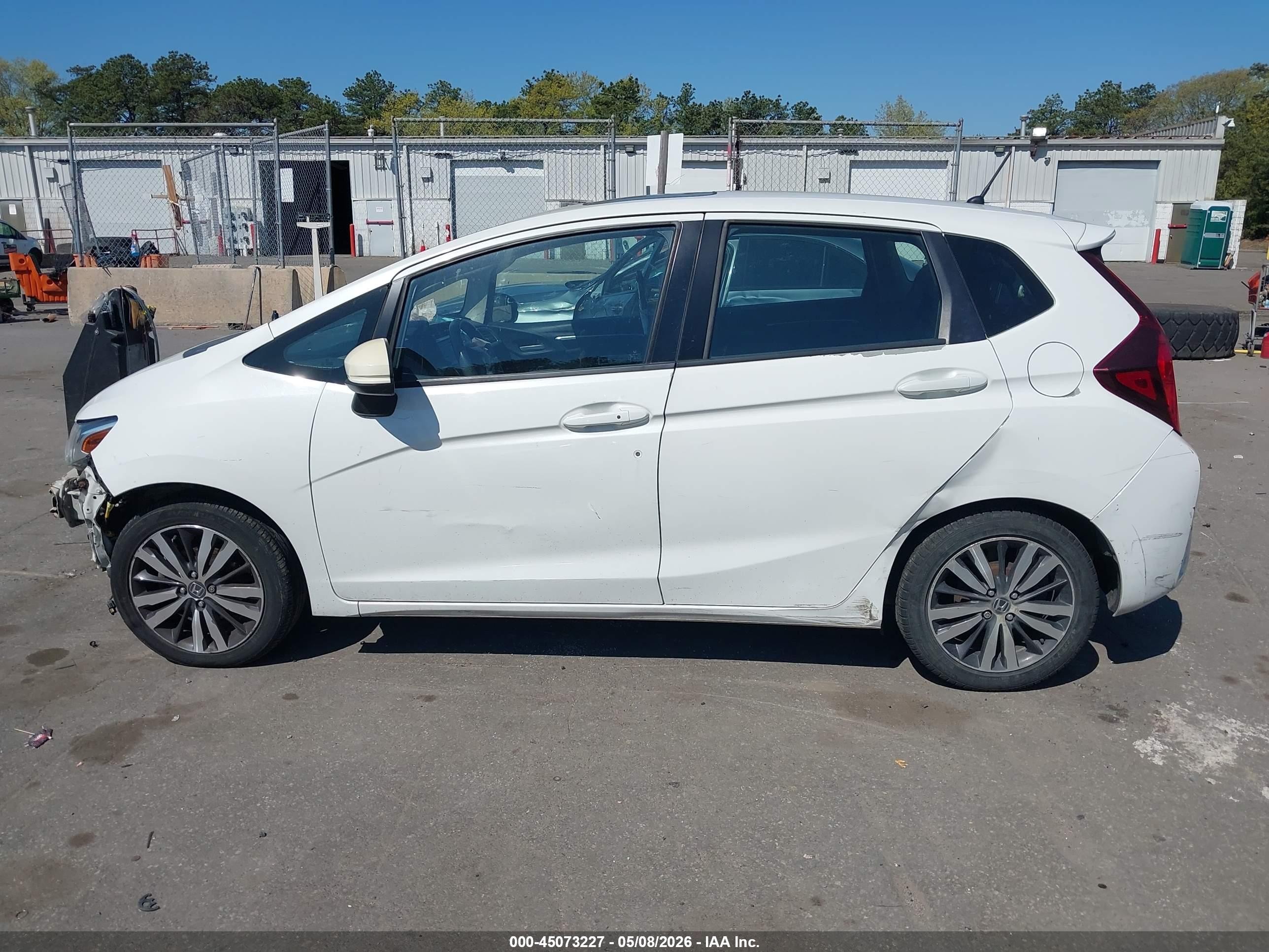 2015 Honda Fit Ex/ex-l Белый vin: 3HGGK5H89FM759897