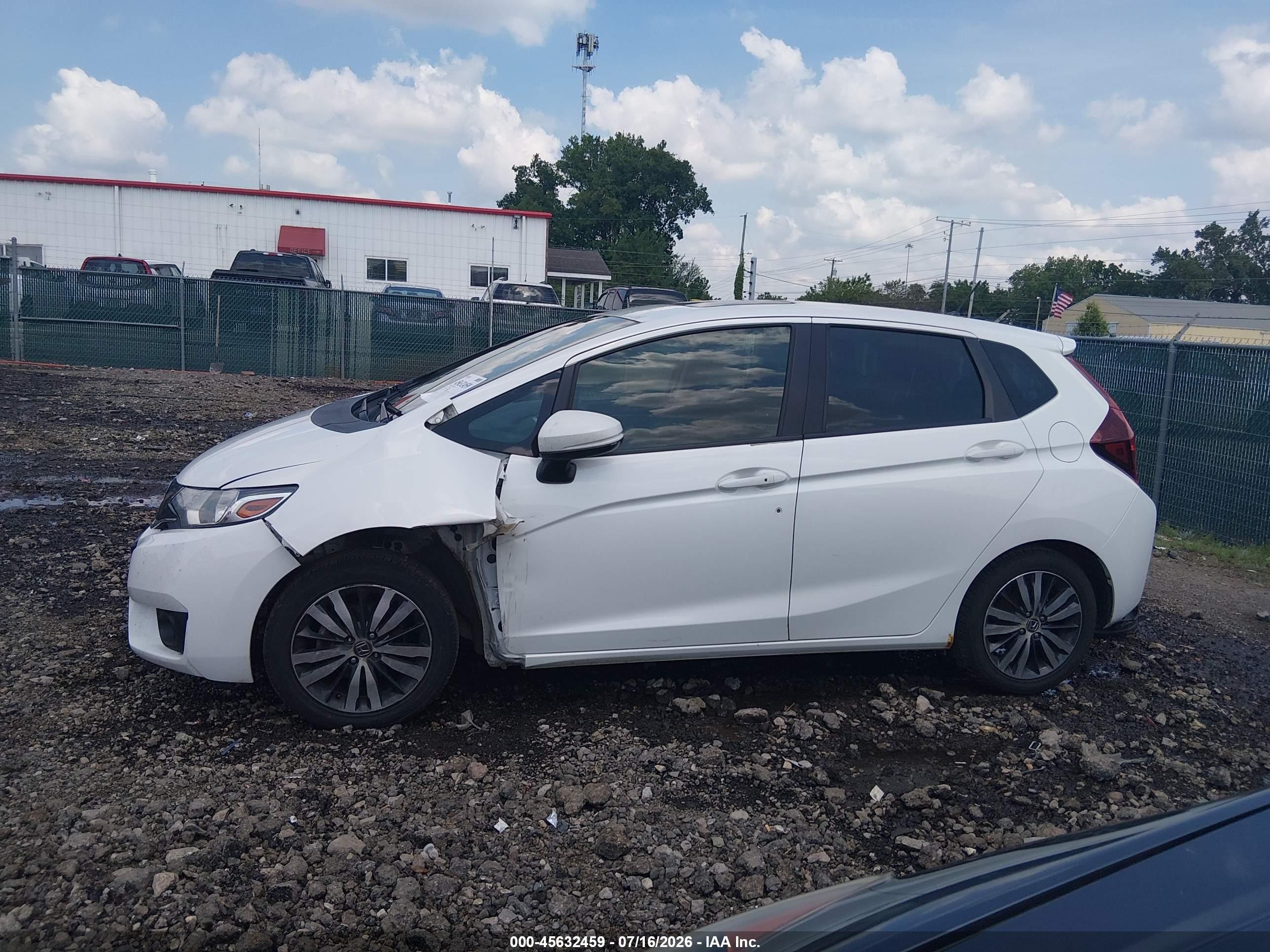 2015 Honda Fit Ex/ex-l White vin: 3HGGK5H89FM774366
