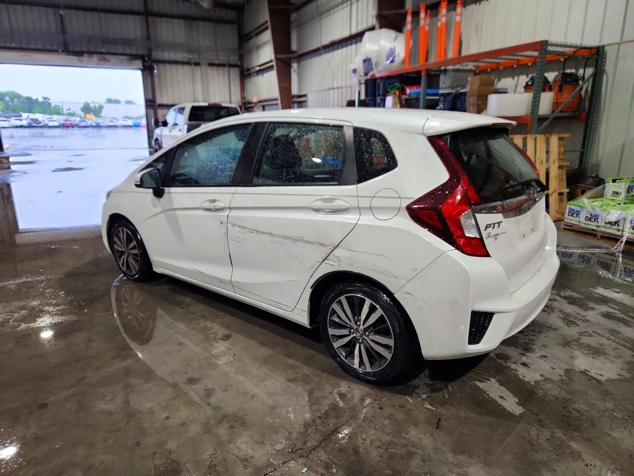 2015 Honda Fit Ex White vin: 3HGGK5H8XFM750724