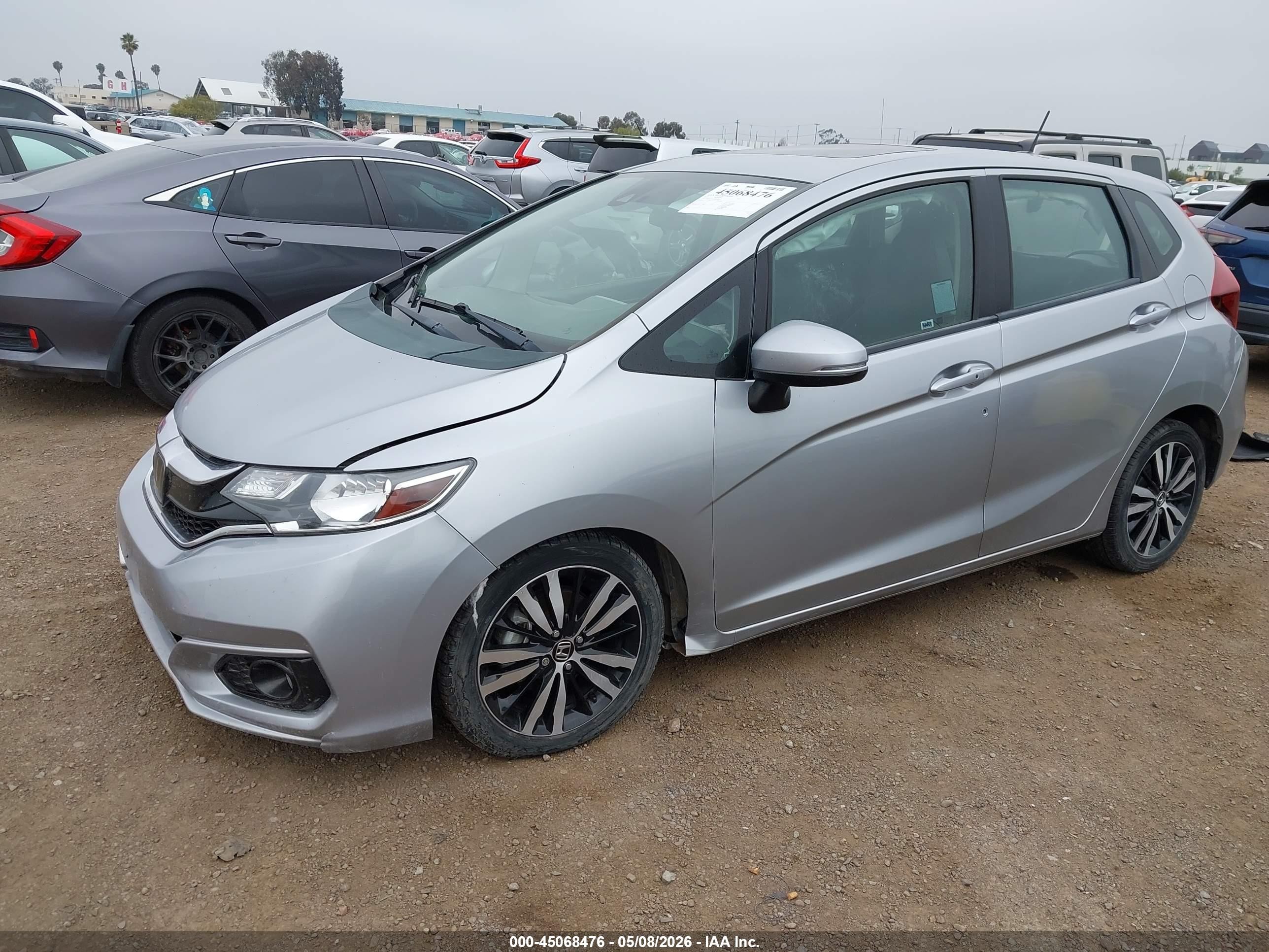 2018 Honda Fit Ex-l Серебряный vin: 3HGGK5H95JM709919