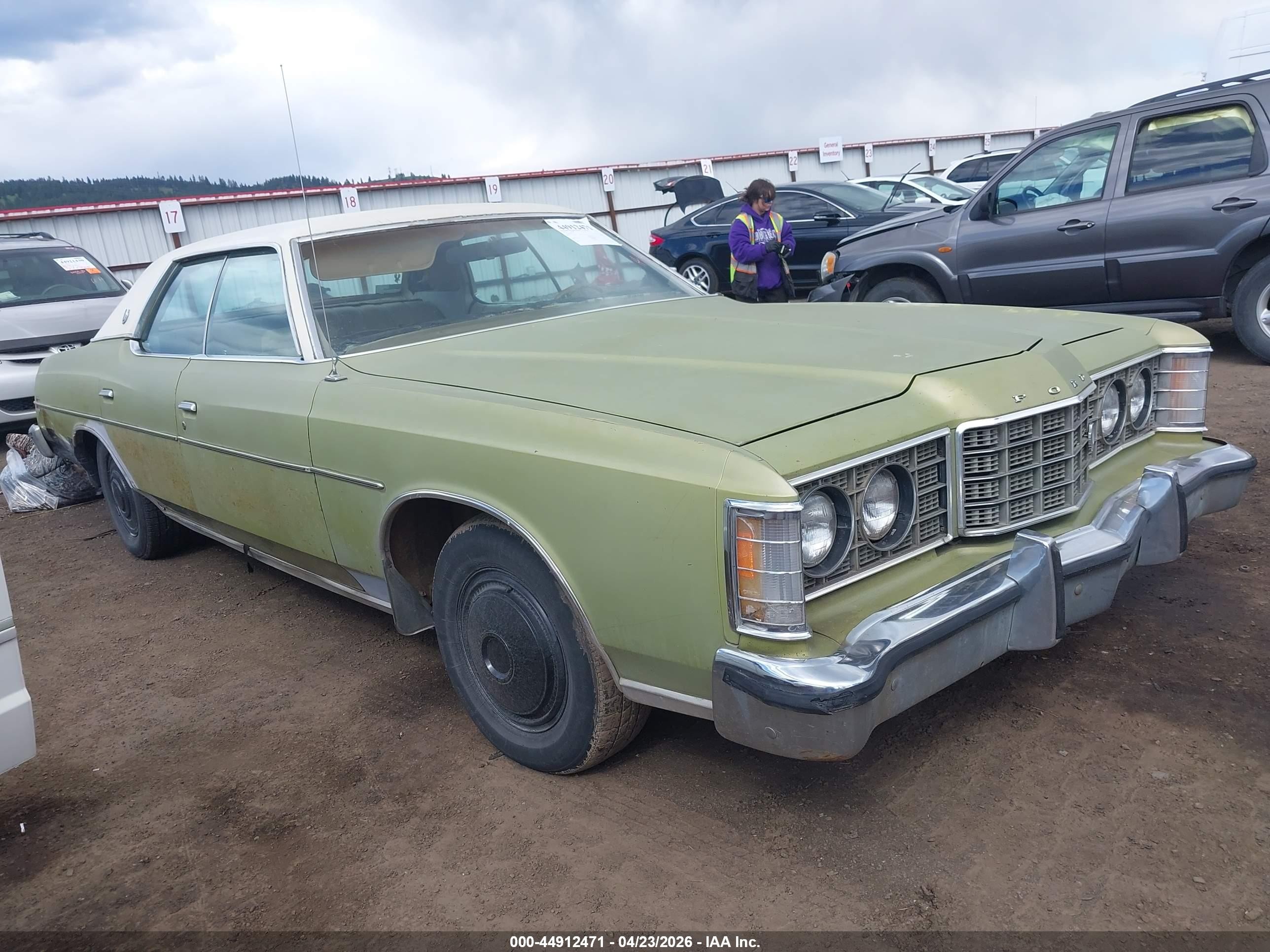 1973 Ford Ltd   Green vin: 3J64S113219      