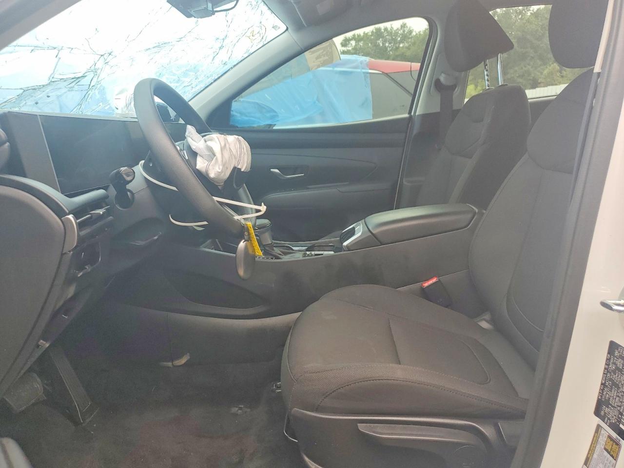 2025 Hyundai Tucson Se White vin: 3KMJA3DE2SE007631