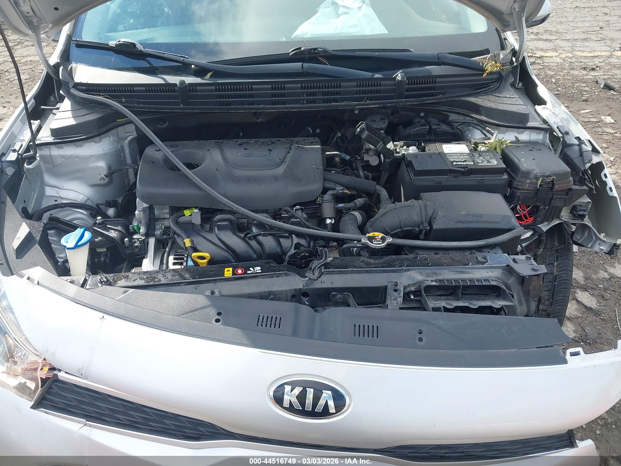 2018 Kia Rio S Silver vin: 3KPA24AB0JE120184