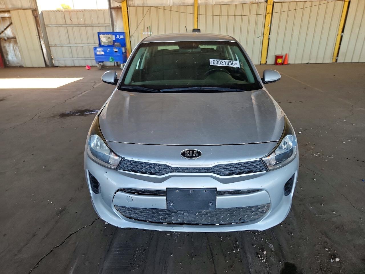 2018 Kia Rio Lx/s Silver vin: 3KPA24AB1JE085543