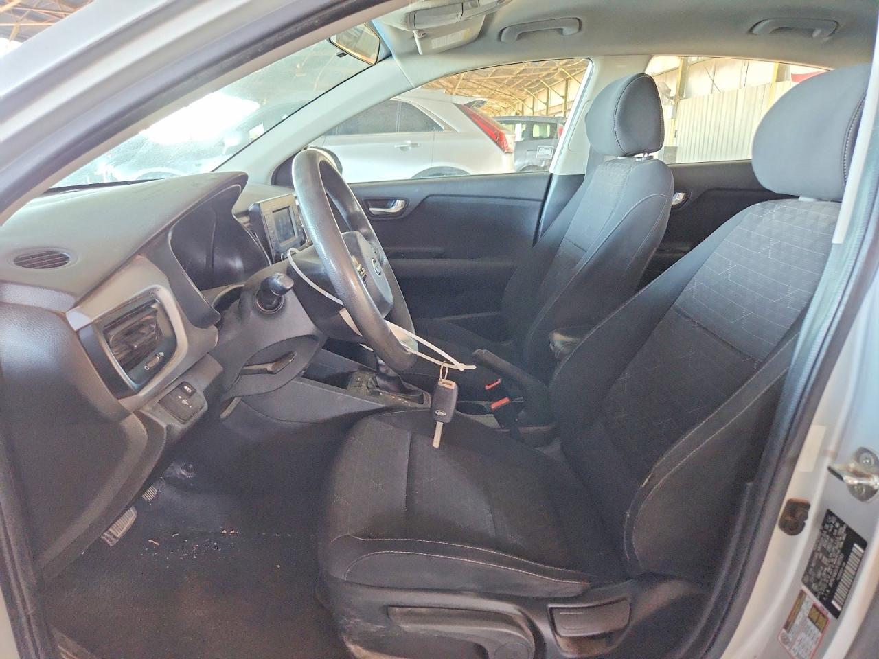 2018 Kia Rio Lx/s Silver vin: 3KPA24AB1JE085543