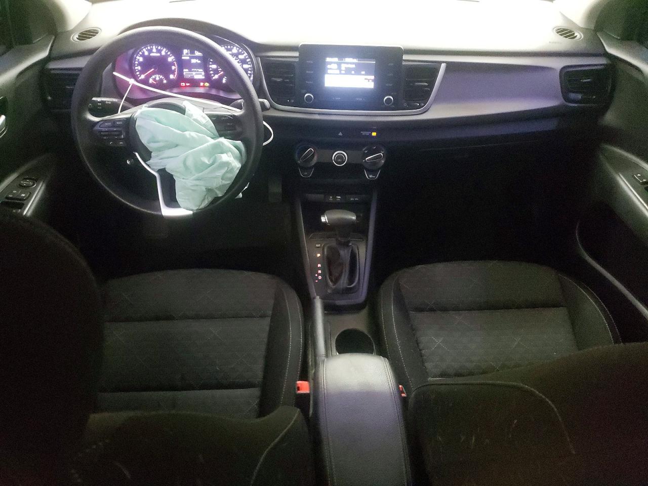 2018 Kia Rio S Красный vin: 3KPA24AB7JE060372