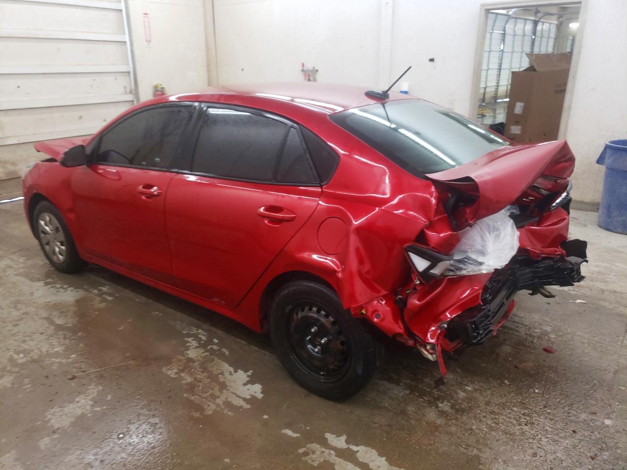 2018 Kia Rio S Красный vin: 3KPA24AB7JE060372