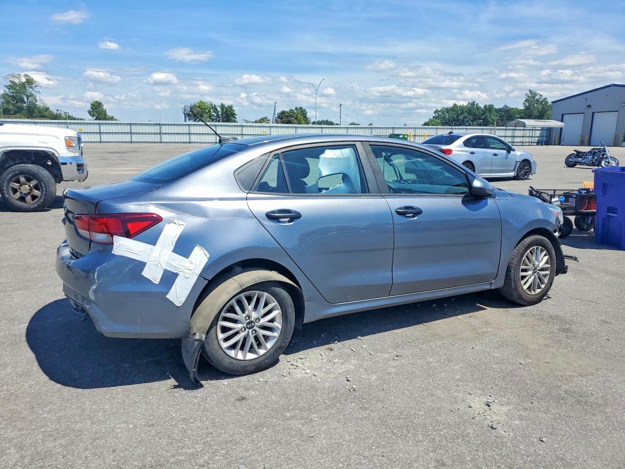 2019 Kia Rio S Gray vin: 3KPA24AB8KE175452