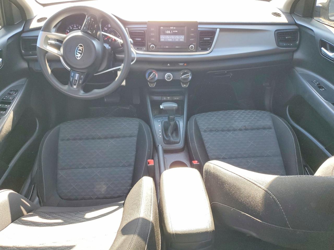 2018 Kia Rio S Silver vin: 3KPA24AB9JE067985