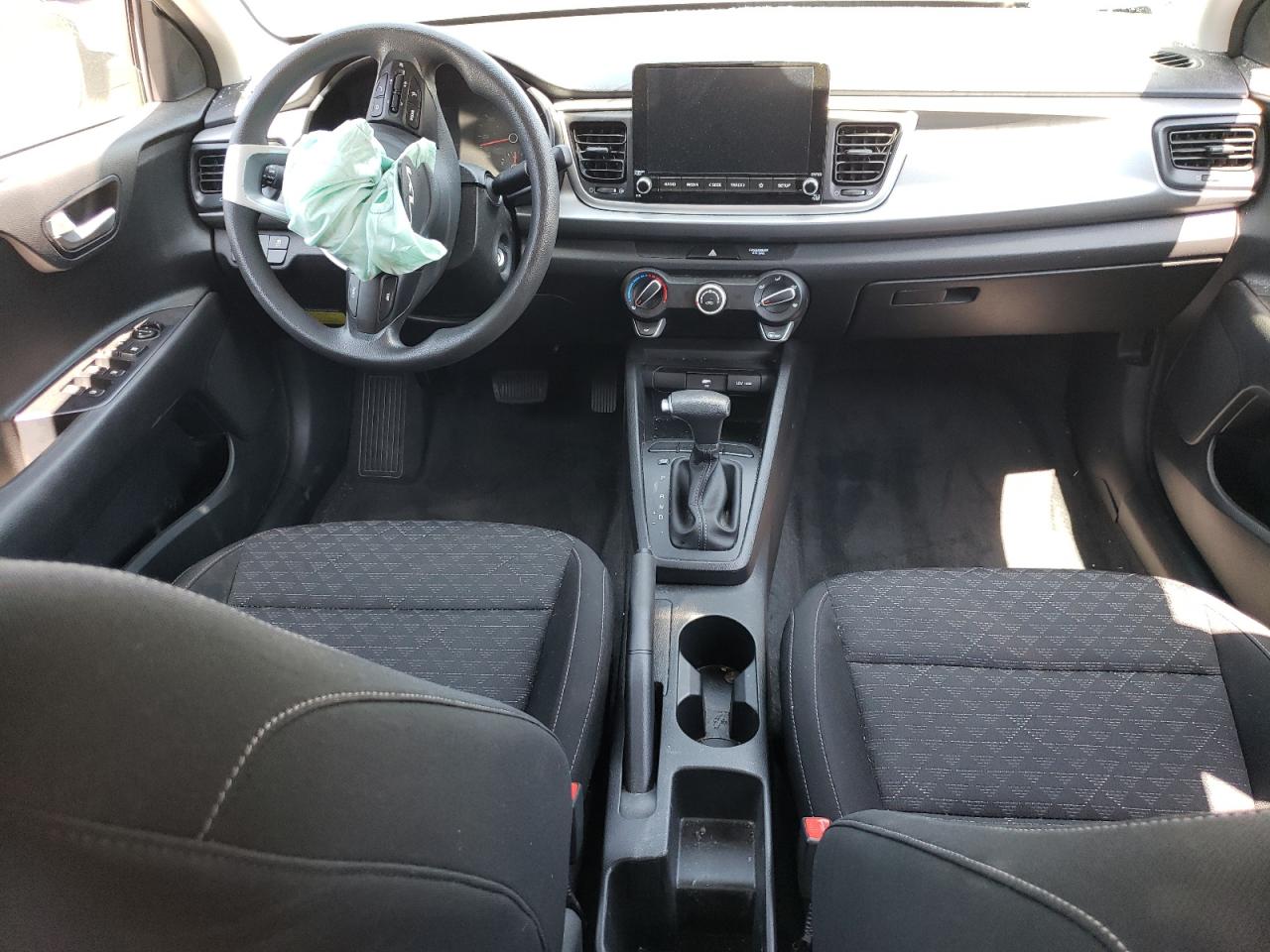 2022 Kia Rio Lx Silver vin: 3KPA24AD1NE478756