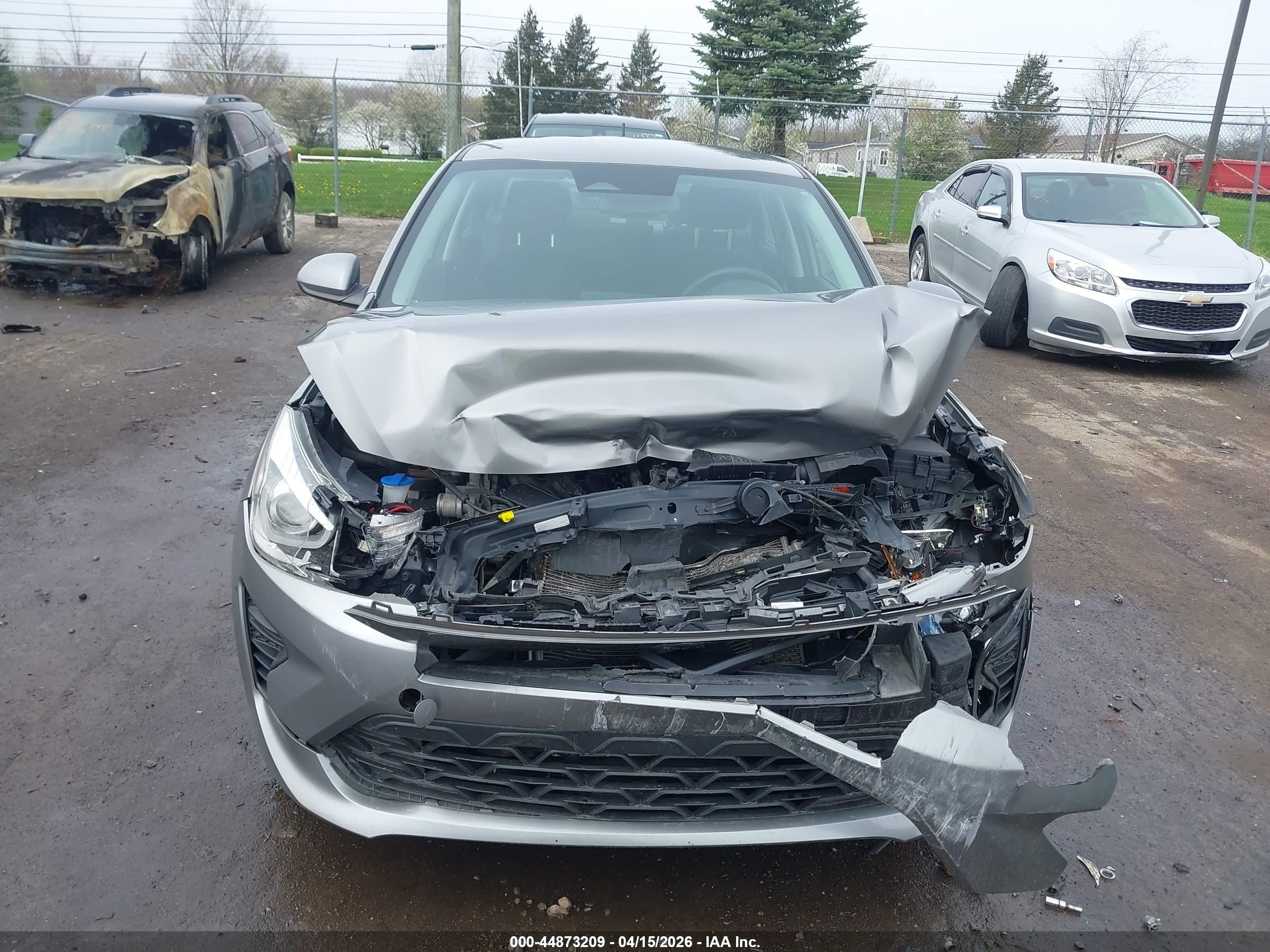 2021 Kia Rio S Серебряный vin: 3KPA24AD3ME395084