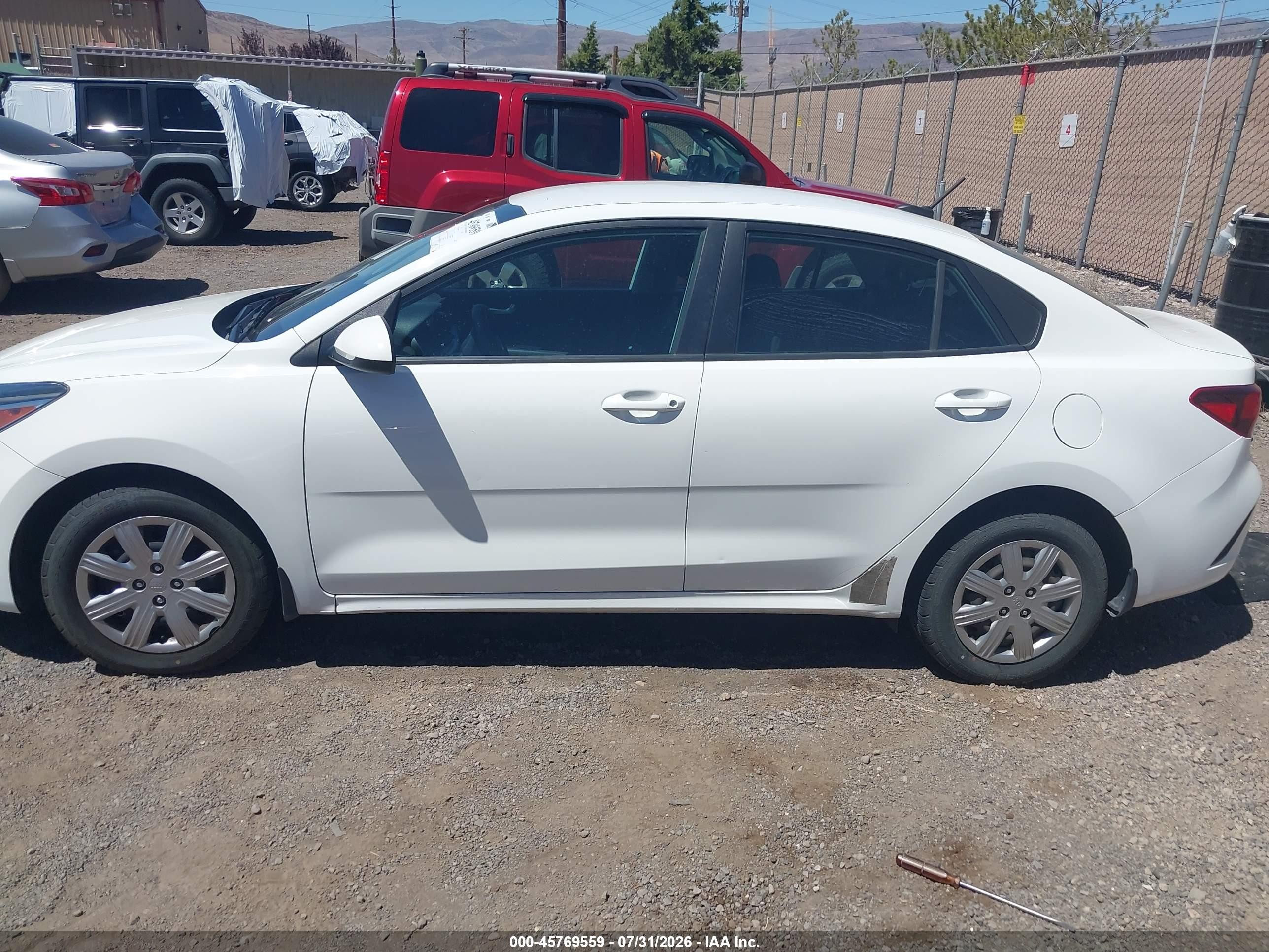 2021 Kia Rio S White vin: 3KPA24AD4ME385888