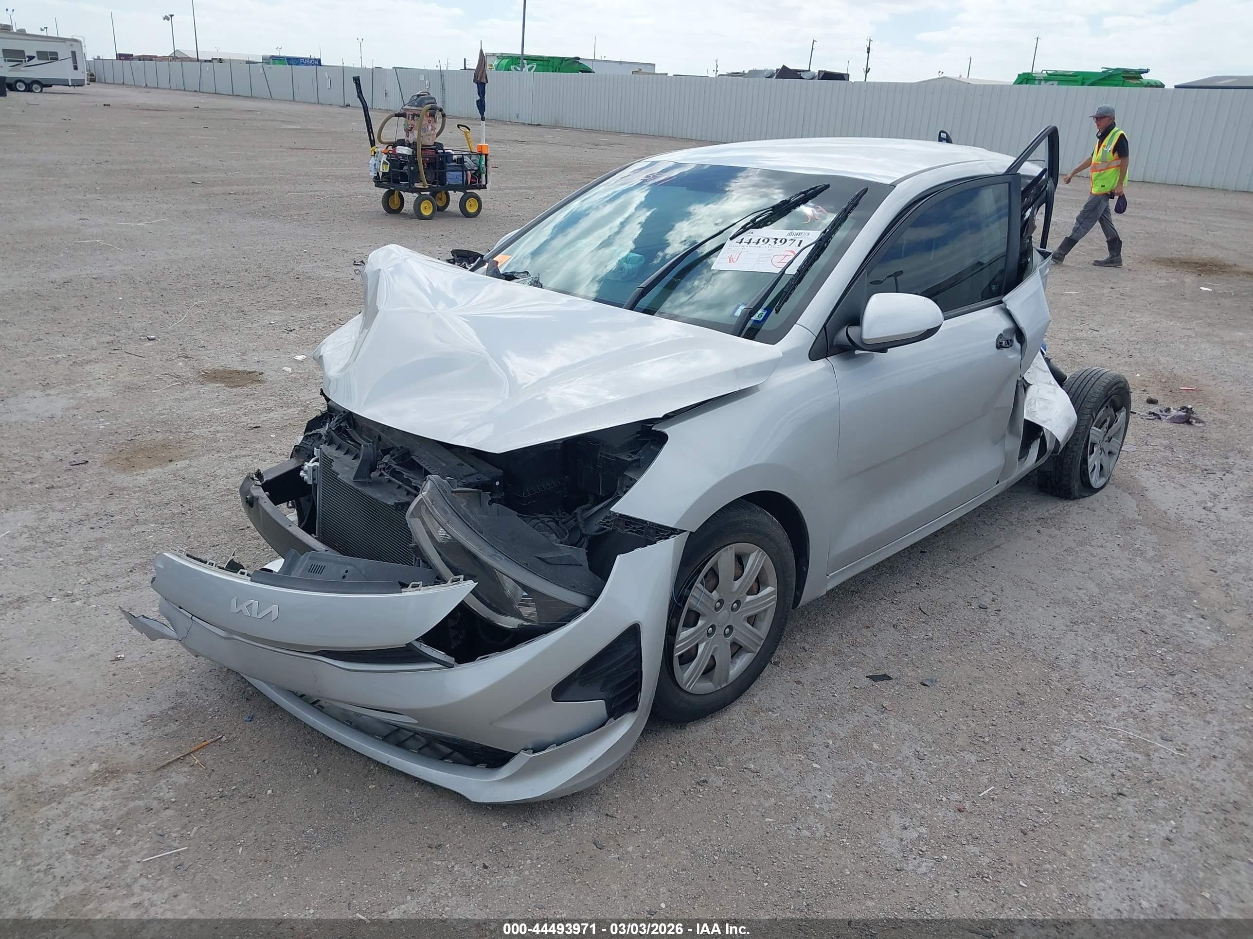 2022 Kia Rio Lx Silver vin: 3KPA24AD4NE445380