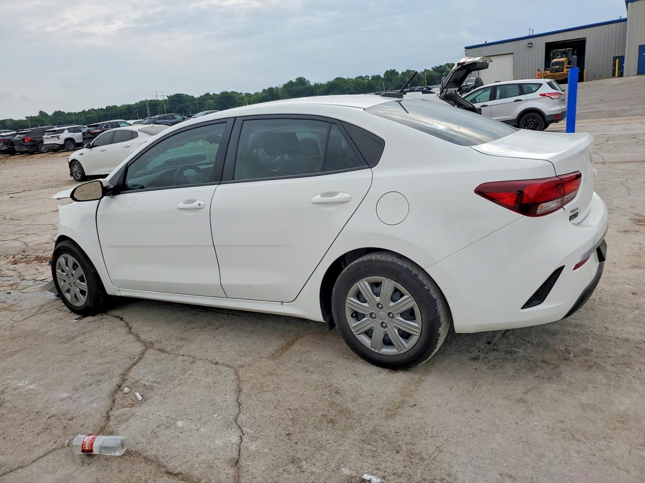 2023 Kia Rio S Белый vin: 3KPA24AD4PE604949