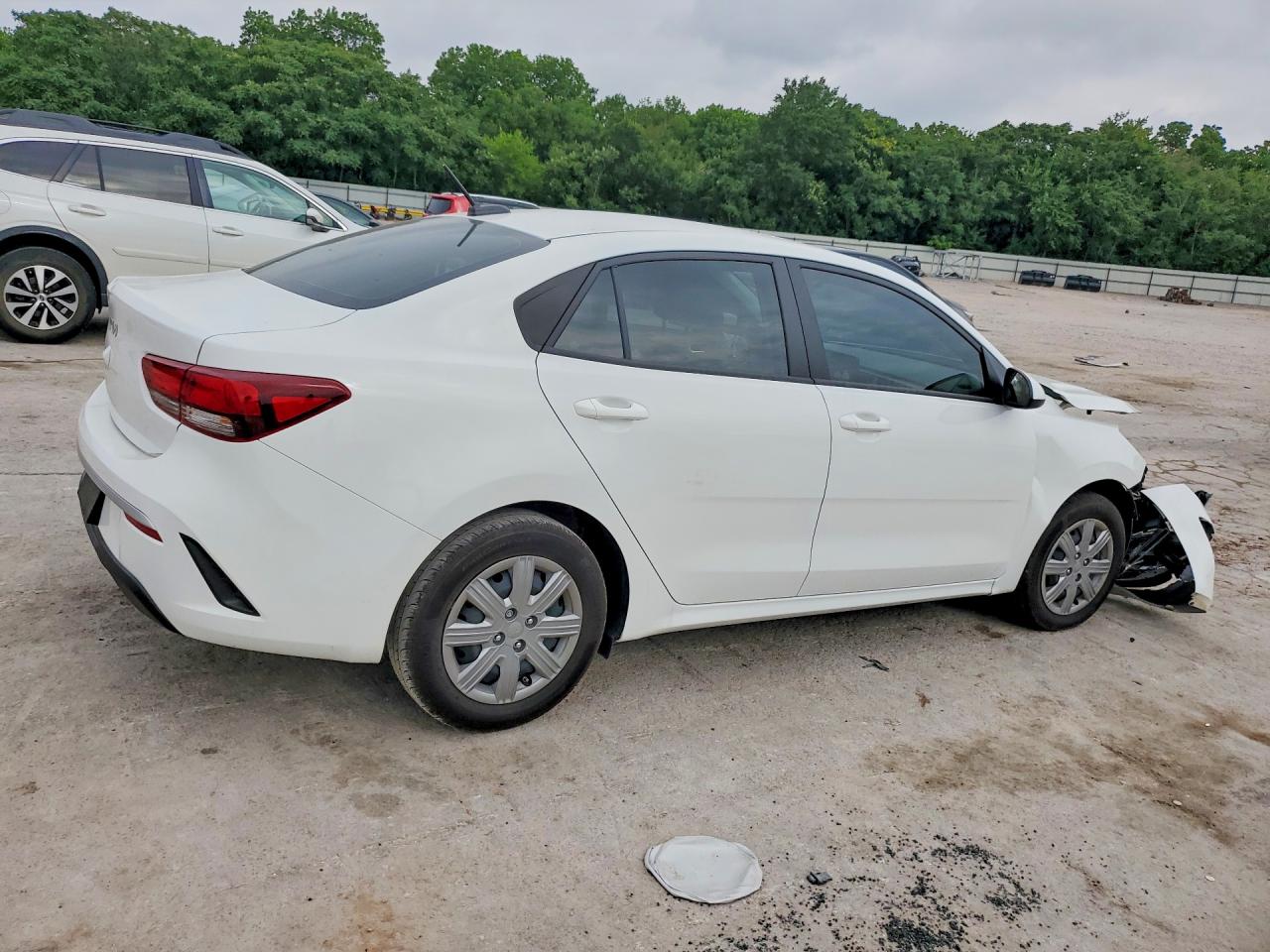 2023 Kia Rio S Белый vin: 3KPA24AD4PE604949