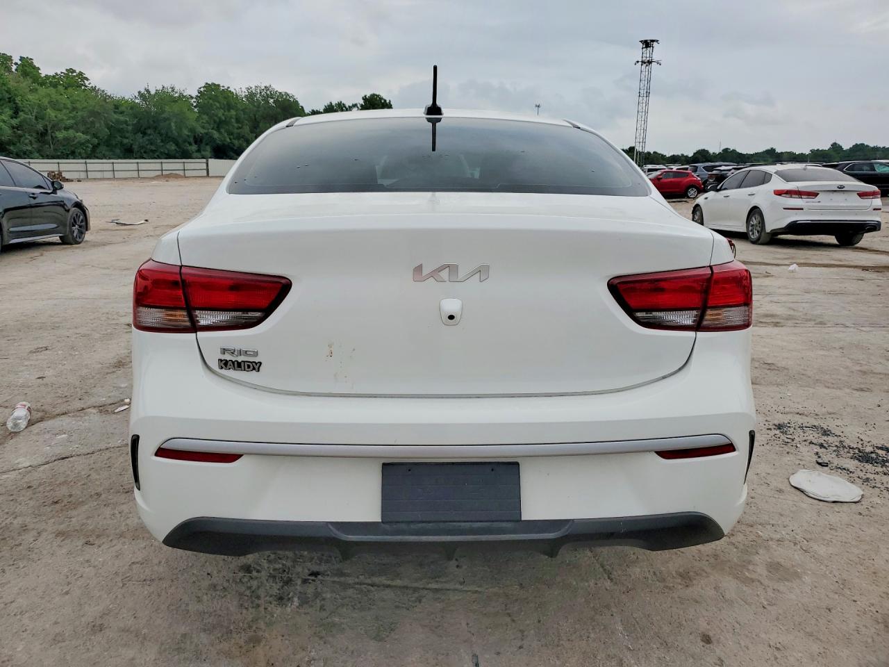 2023 Kia Rio S Белый vin: 3KPA24AD4PE604949