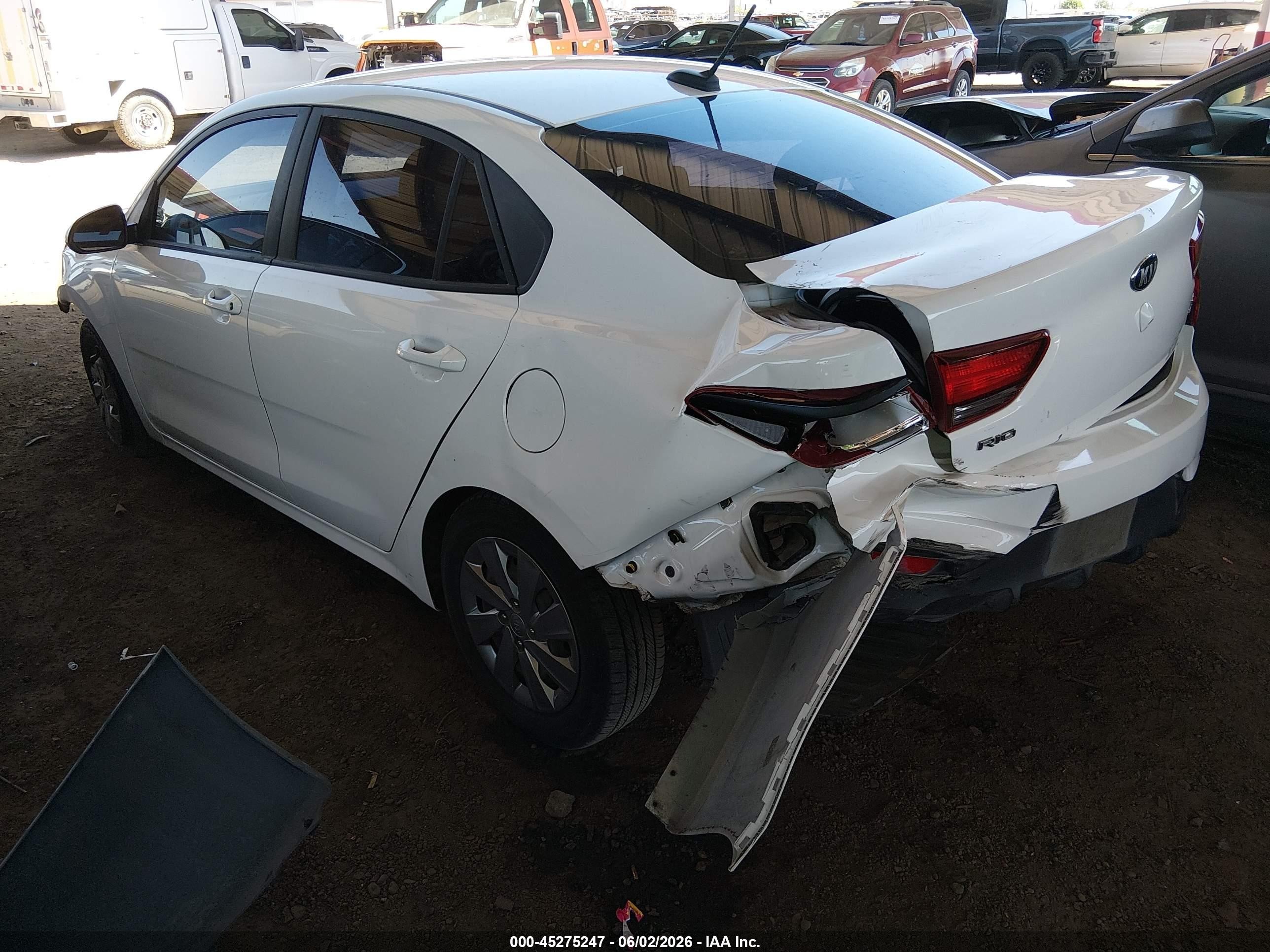 2020 Kia Rio S White vin: 3KPA24AD7LE312965