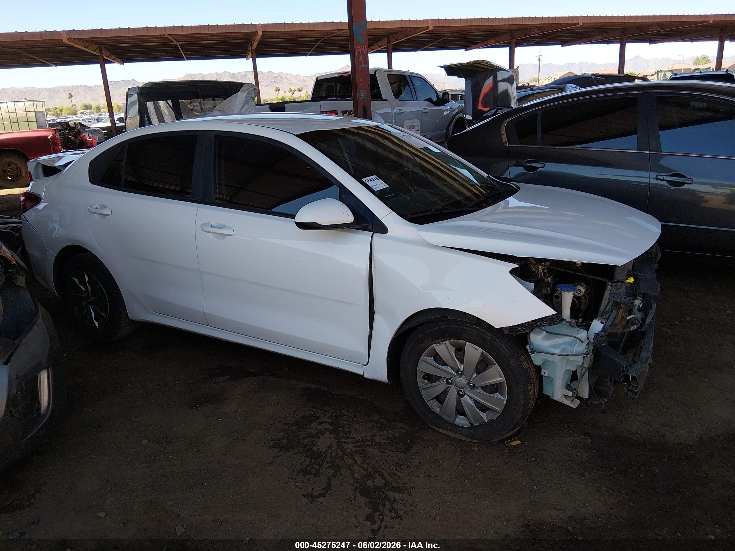 2020 Kia Rio S White vin: 3KPA24AD7LE312965