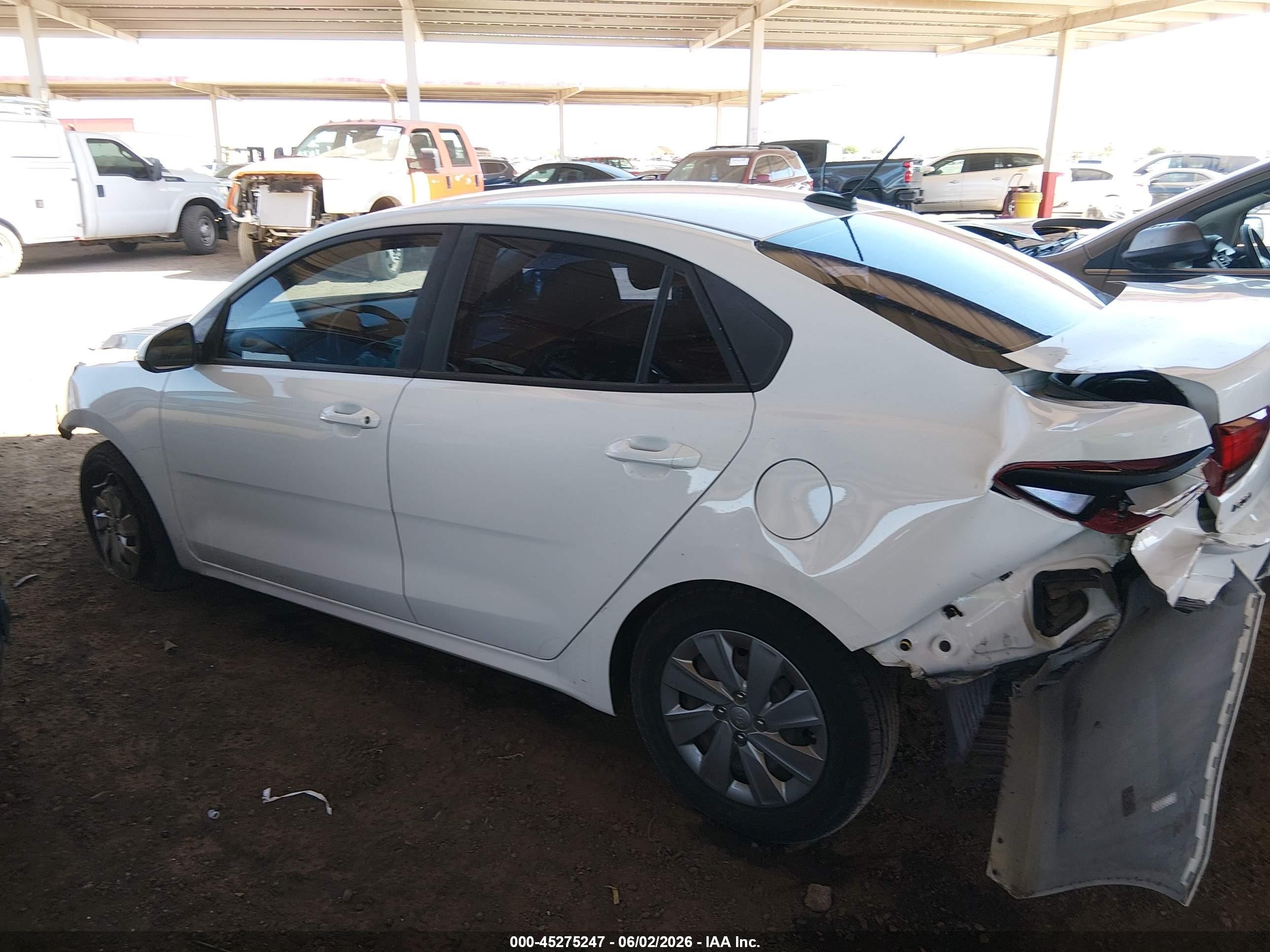 2020 Kia Rio S White vin: 3KPA24AD7LE312965