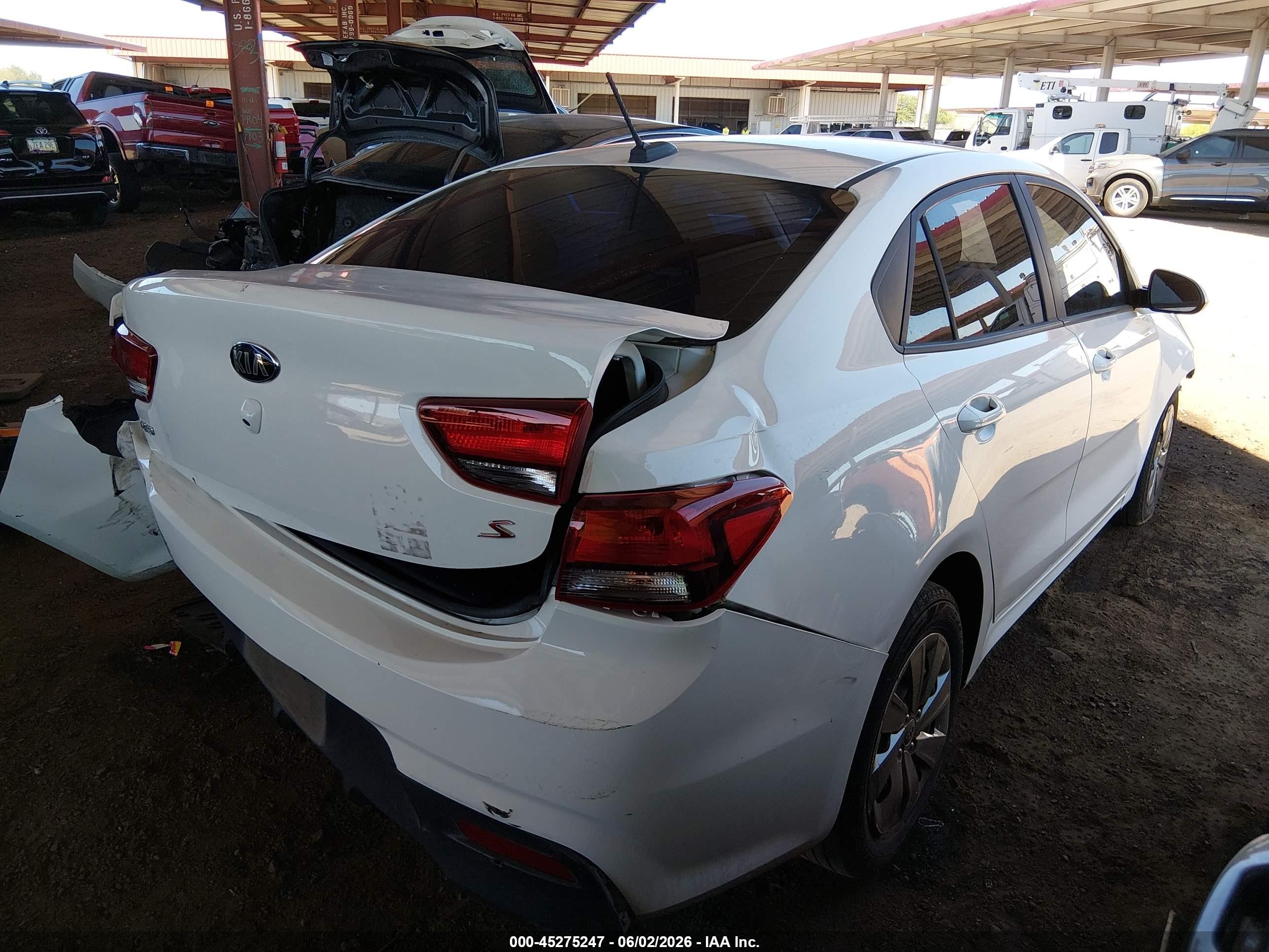 2020 Kia Rio S White vin: 3KPA24AD7LE312965