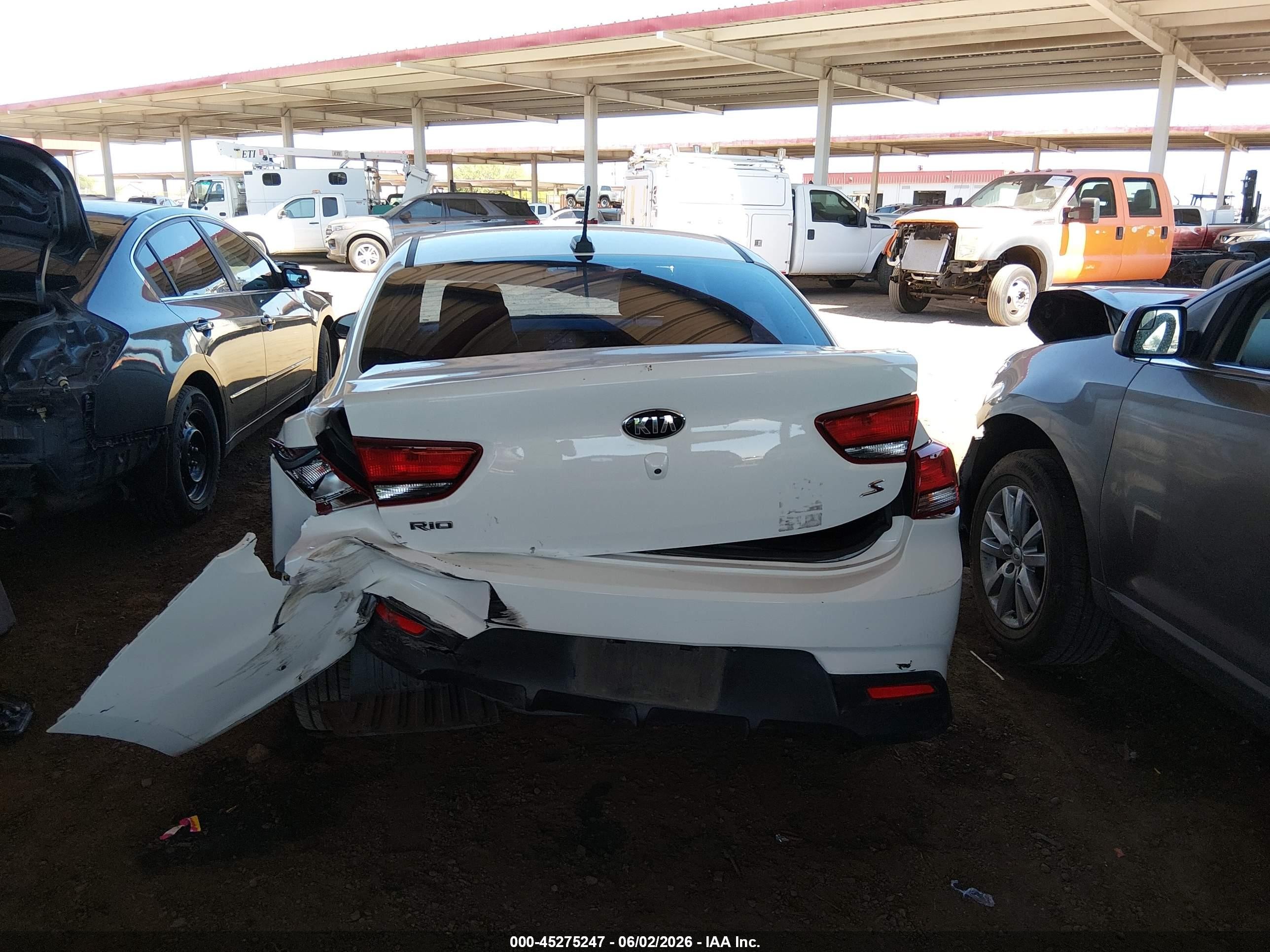 2020 Kia Rio S White vin: 3KPA24AD7LE312965
