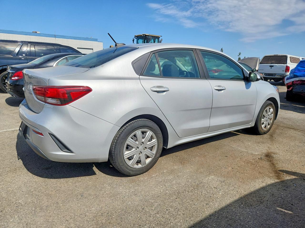 2022 Kia Rio S Silver vin: 3KPA24AD7NE437323