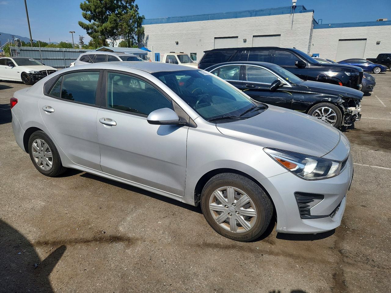 2022 Kia Rio S Silver vin: 3KPA24AD7NE437323