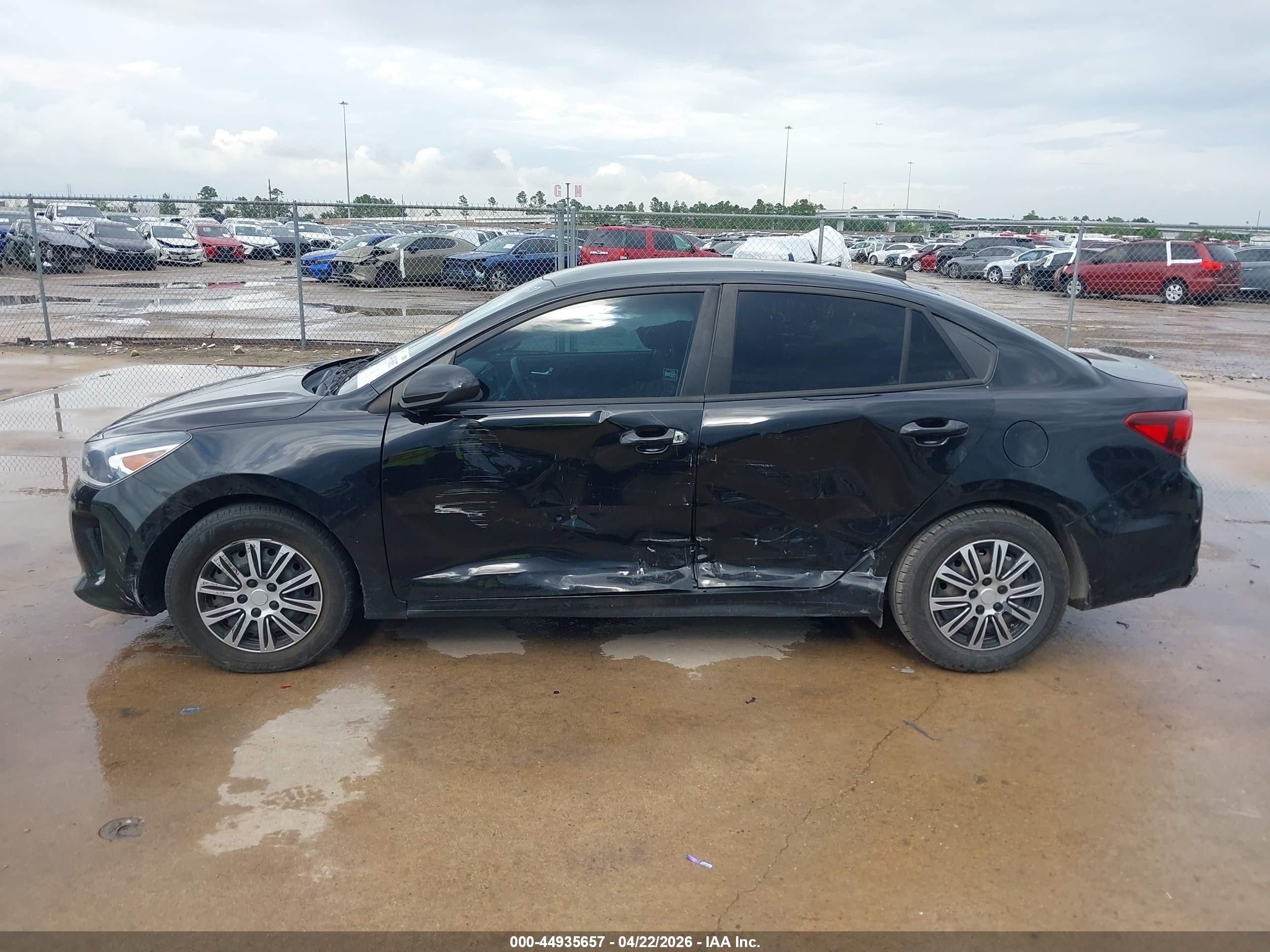 2020 Kia Rio S Black vin: 3KPA24AD8LE322789