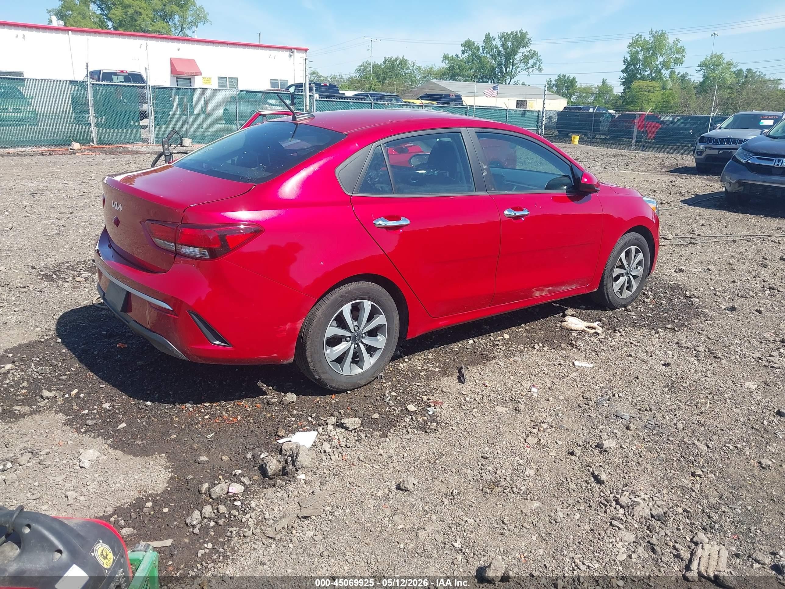 2022 Kia Rio S Red vin: 3KPA24AD9NE471411