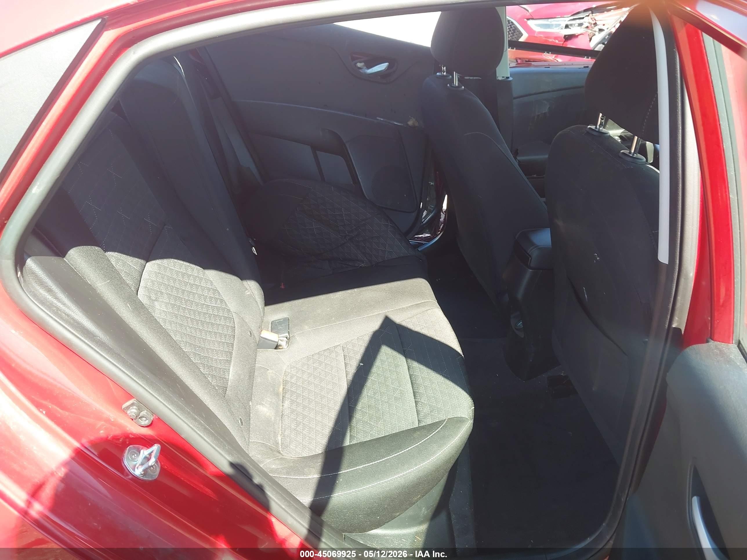 2022 Kia Rio S Red vin: 3KPA24AD9NE471411