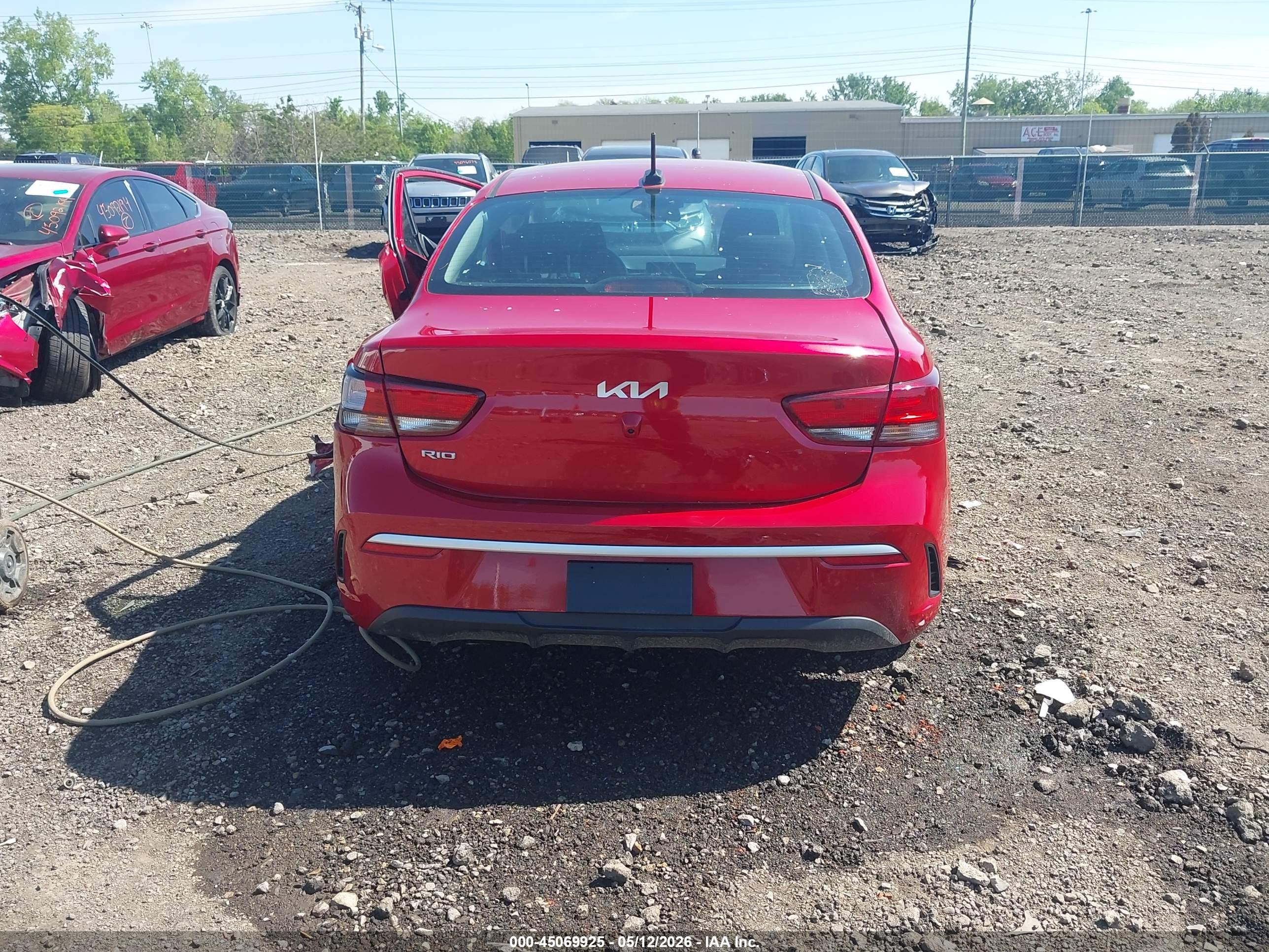 2022 Kia Rio S Red vin: 3KPA24AD9NE471411