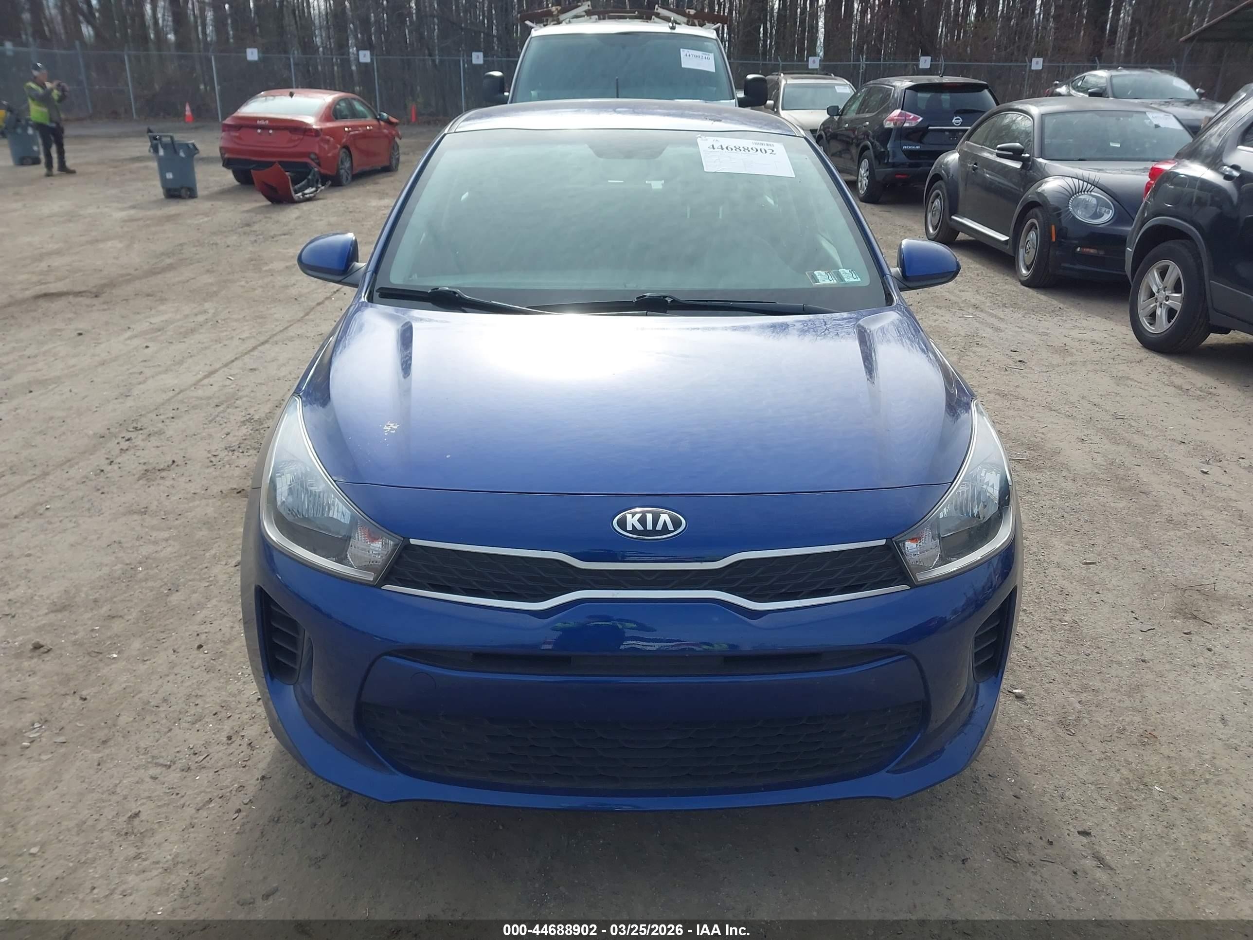 2020 Kia Rio S Синий vin: 3KPA24ADXLE336368