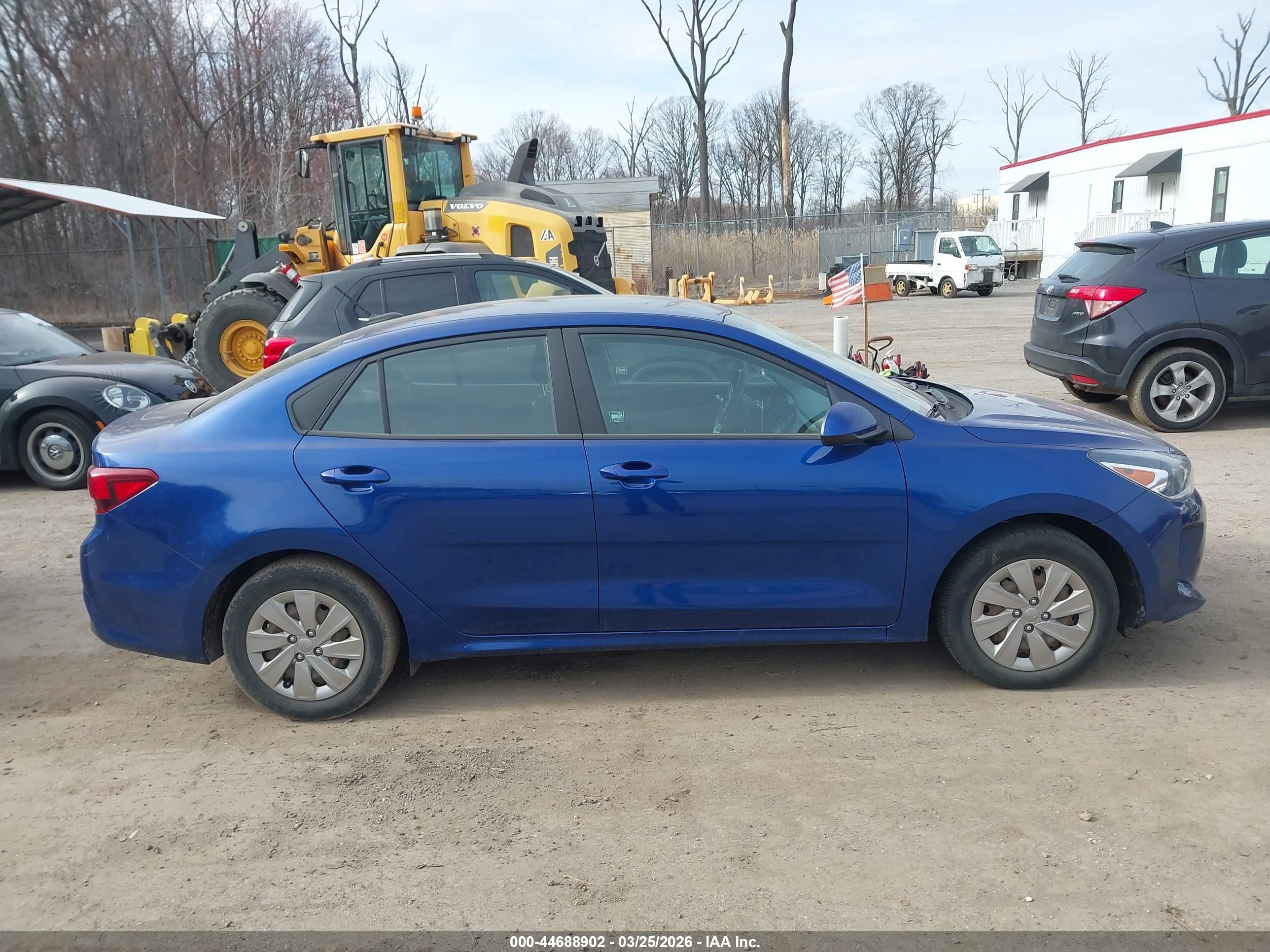 2020 Kia Rio S Синий vin: 3KPA24ADXLE336368