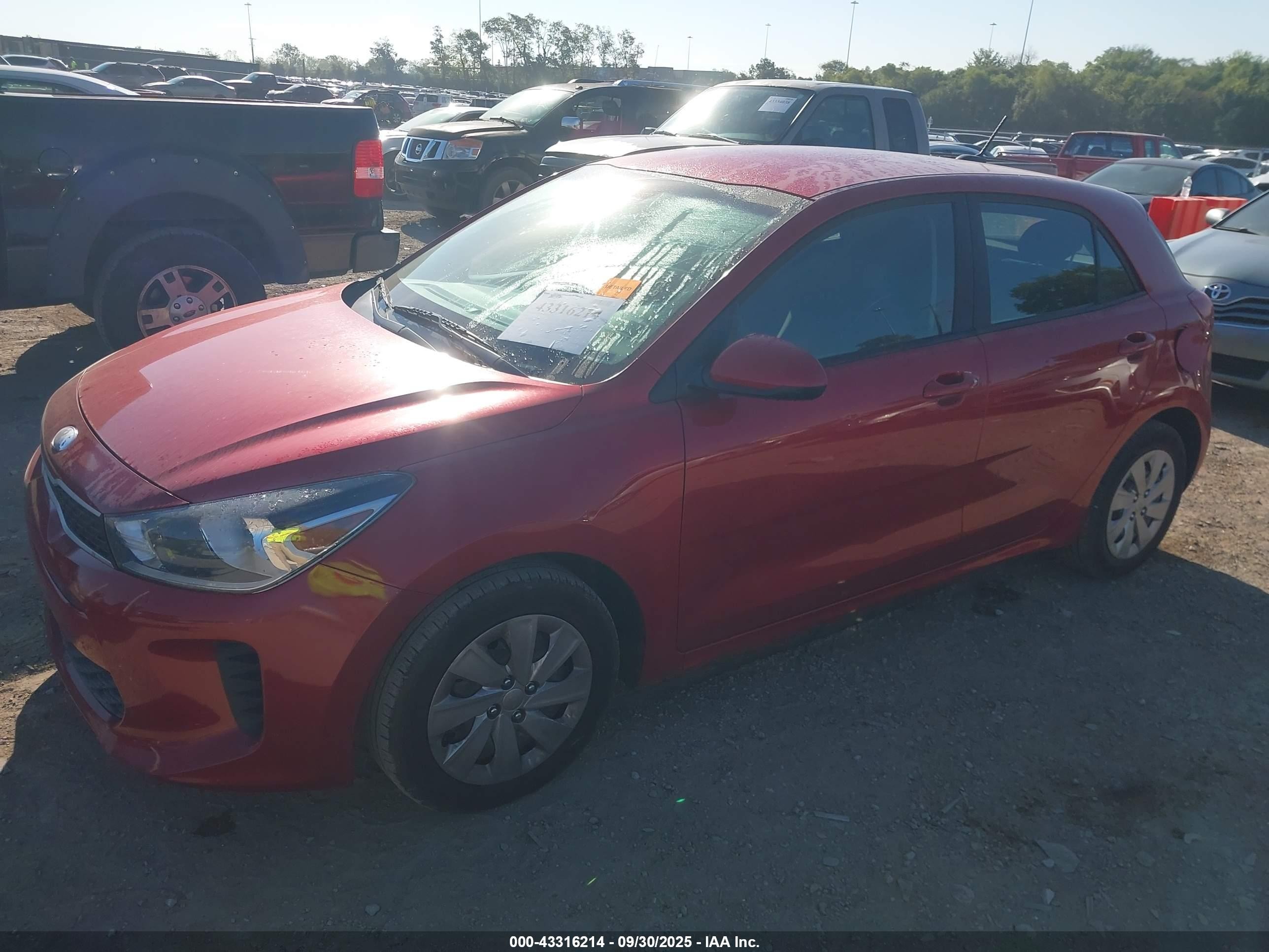 2018 Kia Rio S Red vin: 3KPA25AB8JE094942