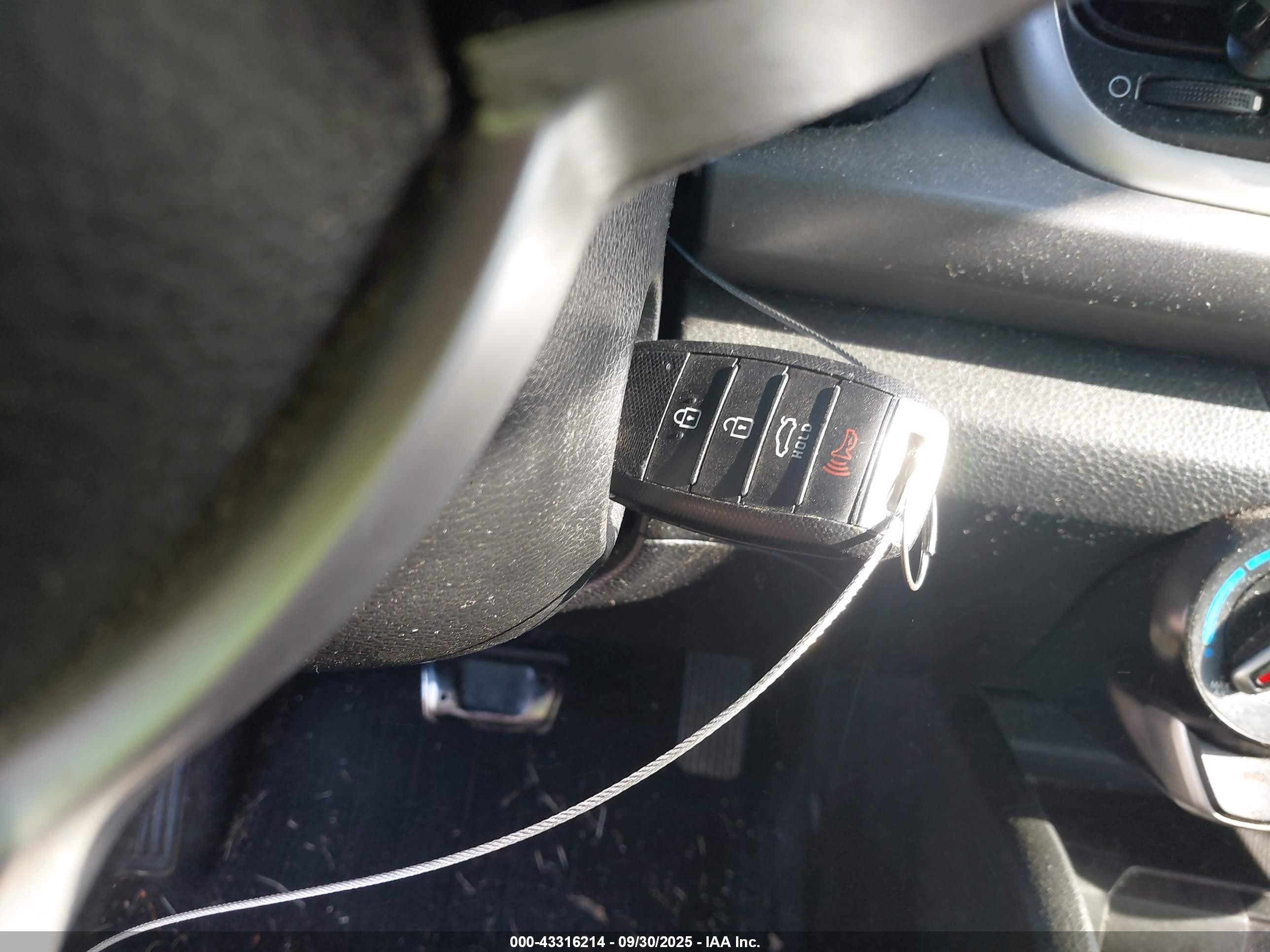 2018 Kia Rio S Red vin: 3KPA25AB8JE094942