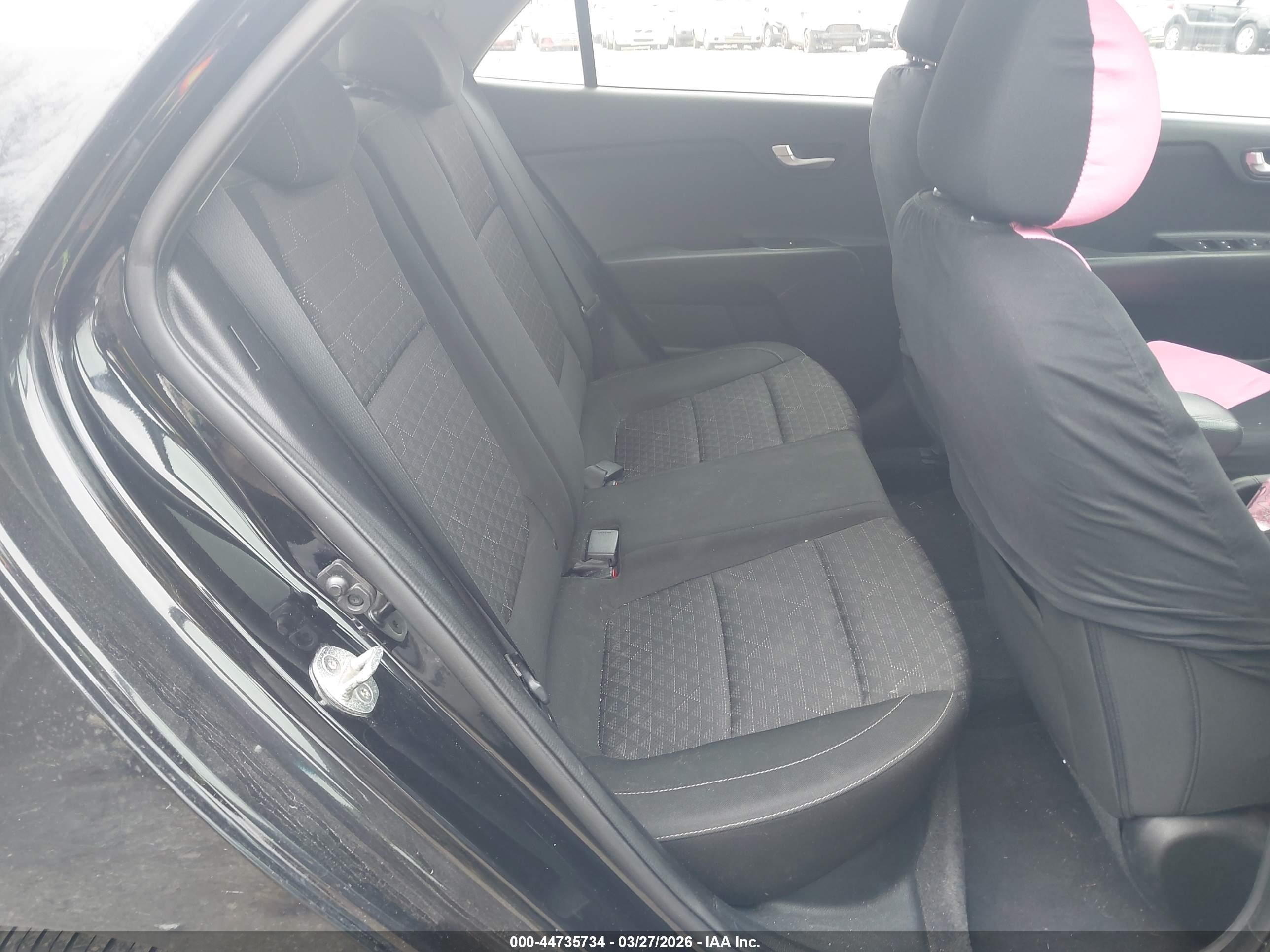 2020 Kia Rio 5-door S Черный vin: 3KPA25AD8LE348167