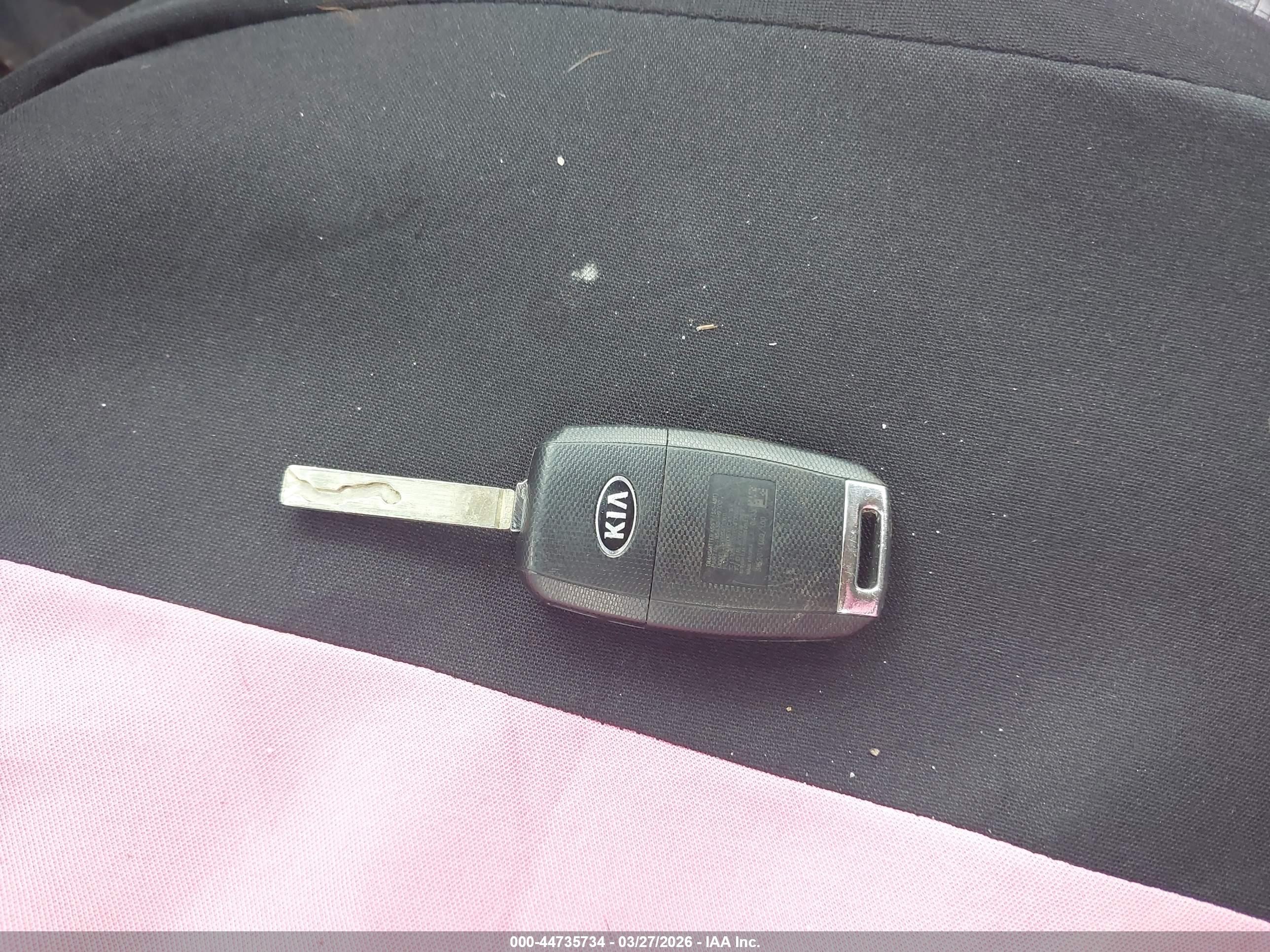 2020 Kia Rio 5-door S Черный vin: 3KPA25AD8LE348167