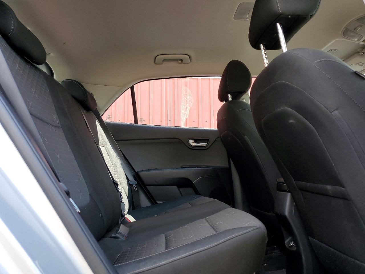 2021 Kia Rio S Silver vin: 3KPA25AD9ME397072