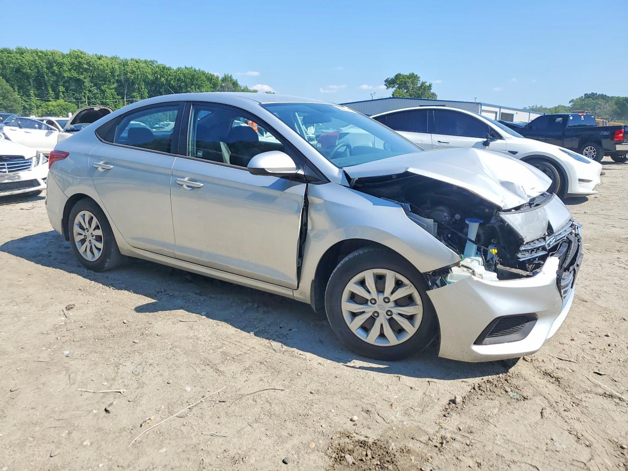 2019 Hyundai Accent Se Silver vin: 3KPC24A30KE073404