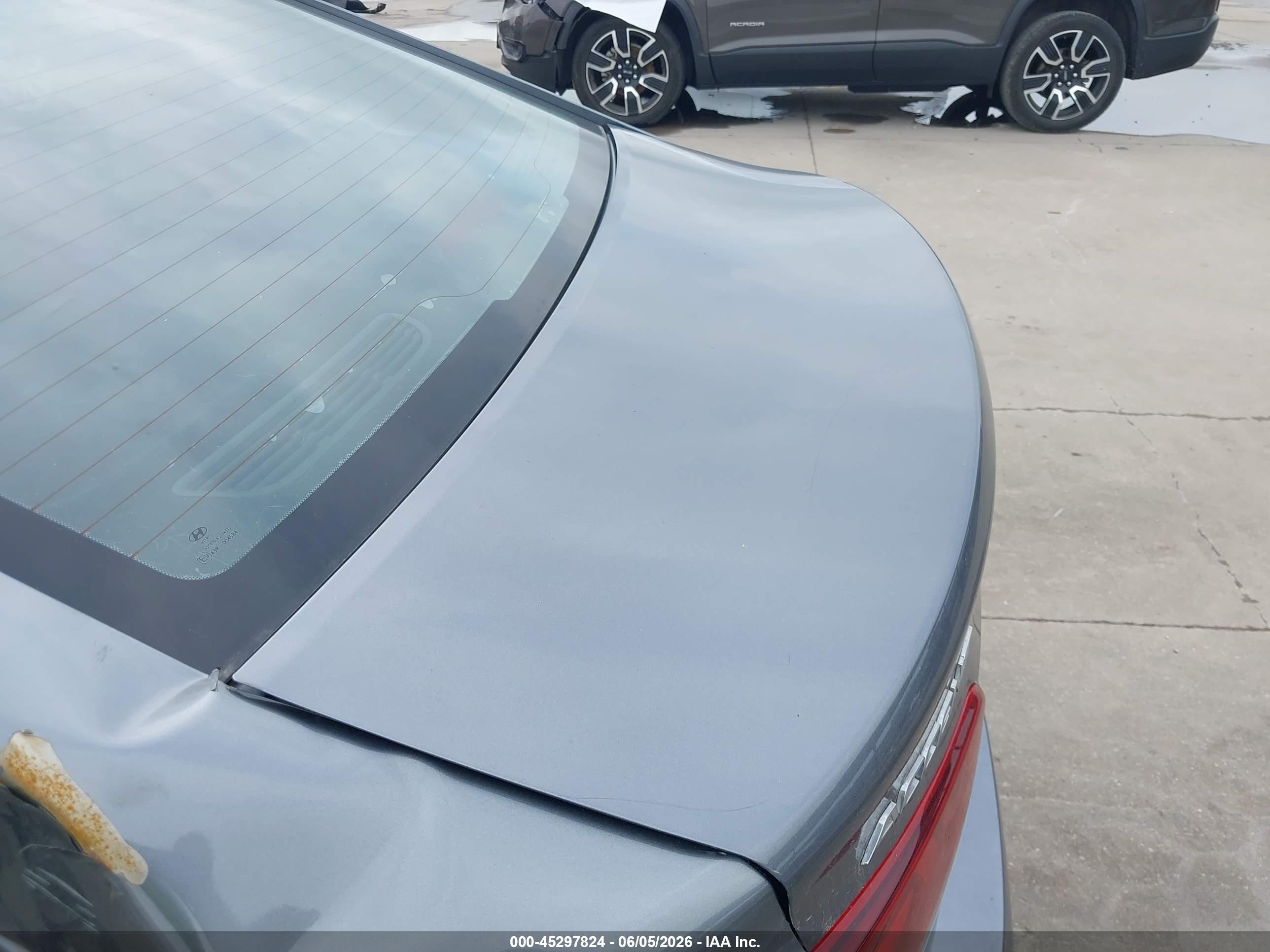 2019 Hyundai Accent Se Серый vin: 3KPC24A31KE039875