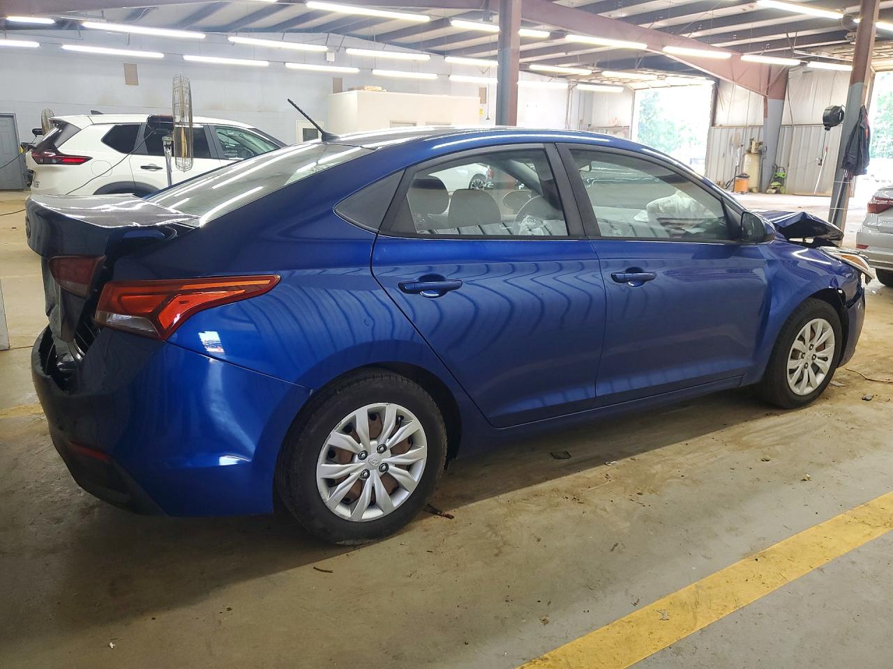 2019 Hyundai Accent Se Blue vin: 3KPC24A31KE043098