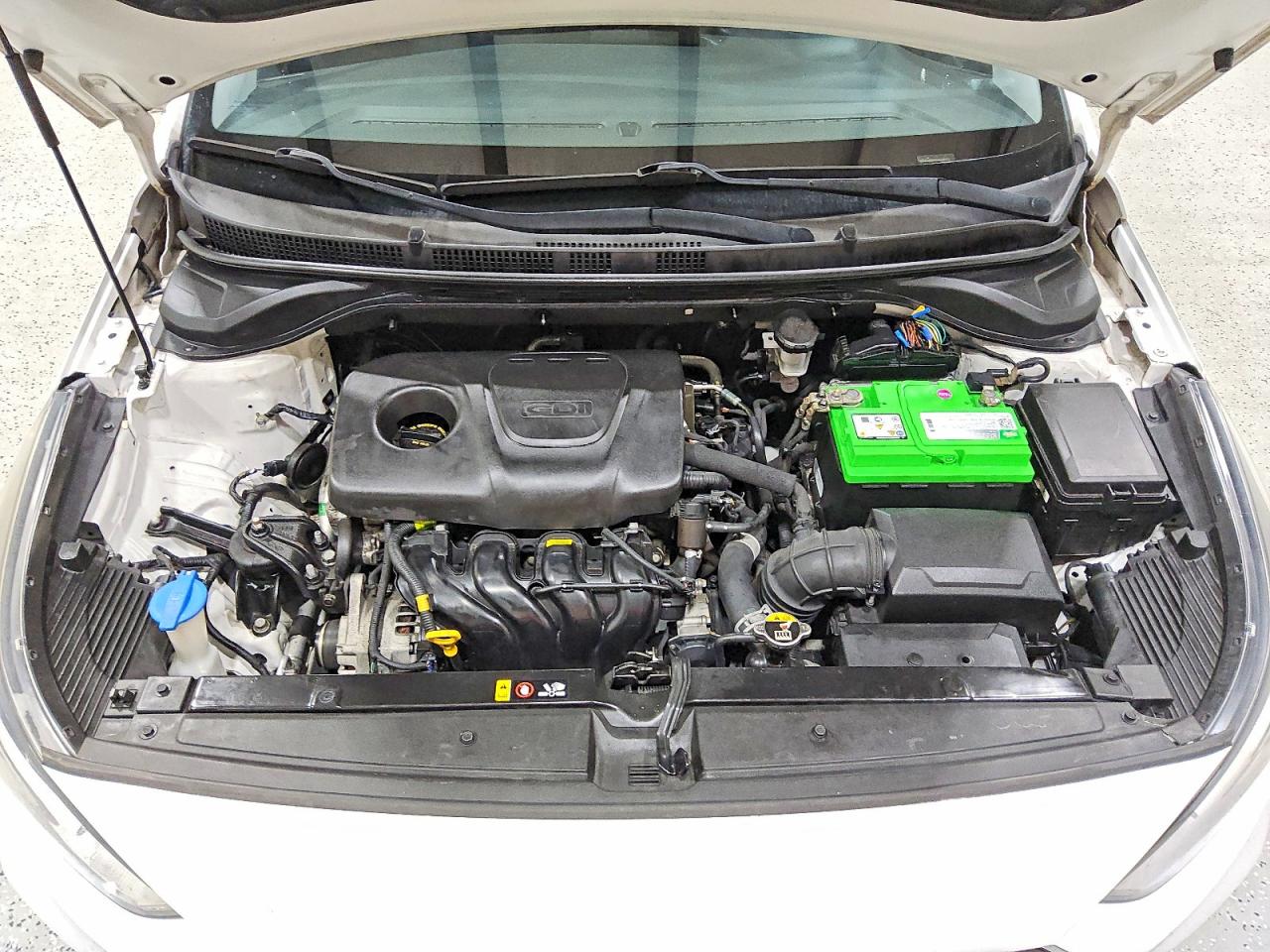 2019 Hyundai Accent Se White vin: 3KPC24A32KE062548