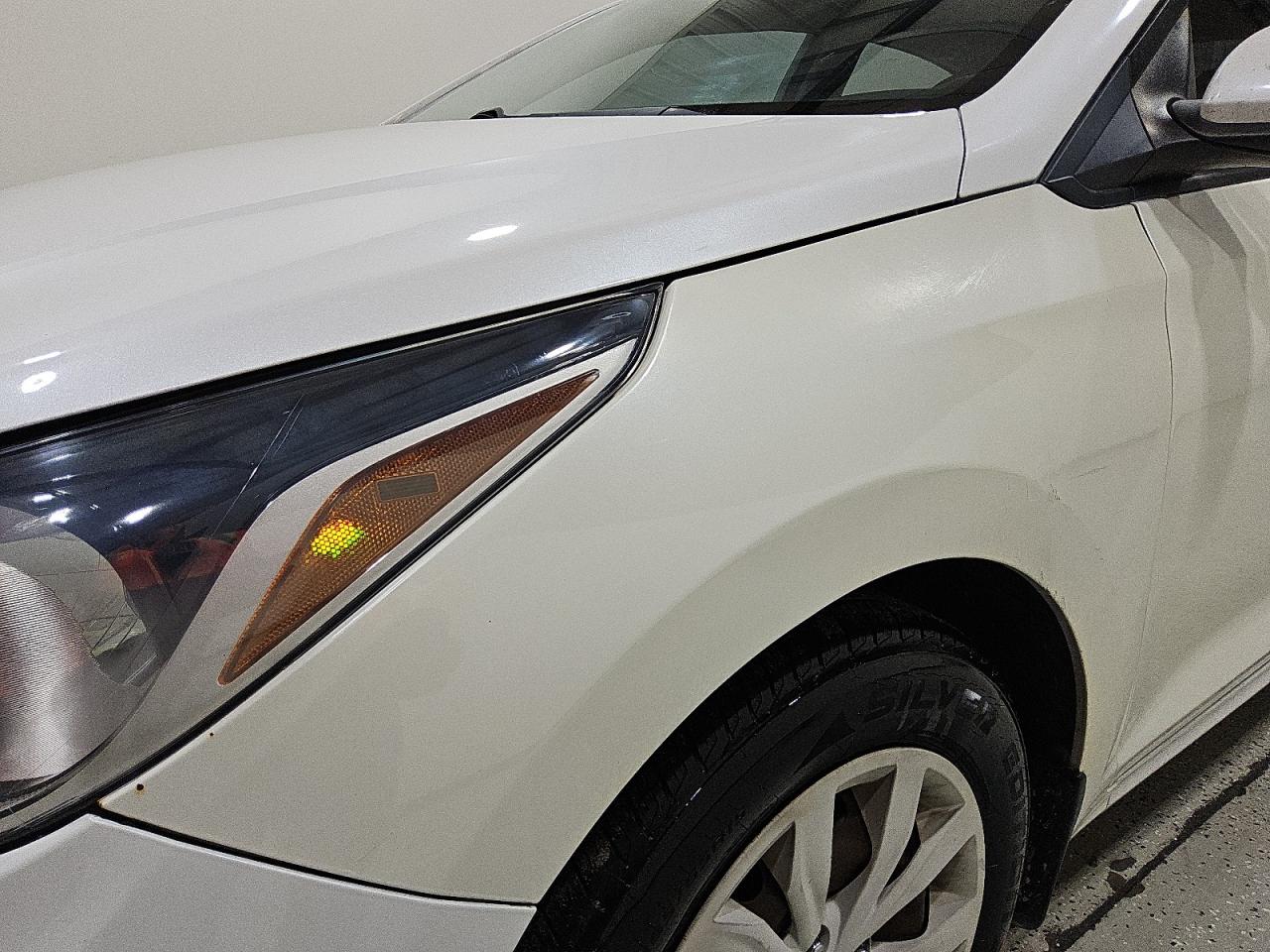 2019 Hyundai Accent Se White vin: 3KPC24A32KE062548 Damage: Left Front Fender, Chipped, 4