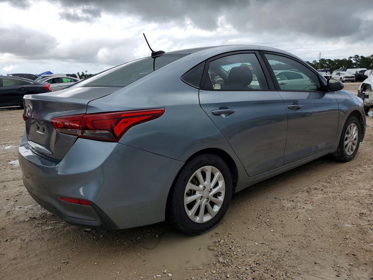 2018 Hyundai Accent Sel Серый vin: 3KPC24A33JE026396