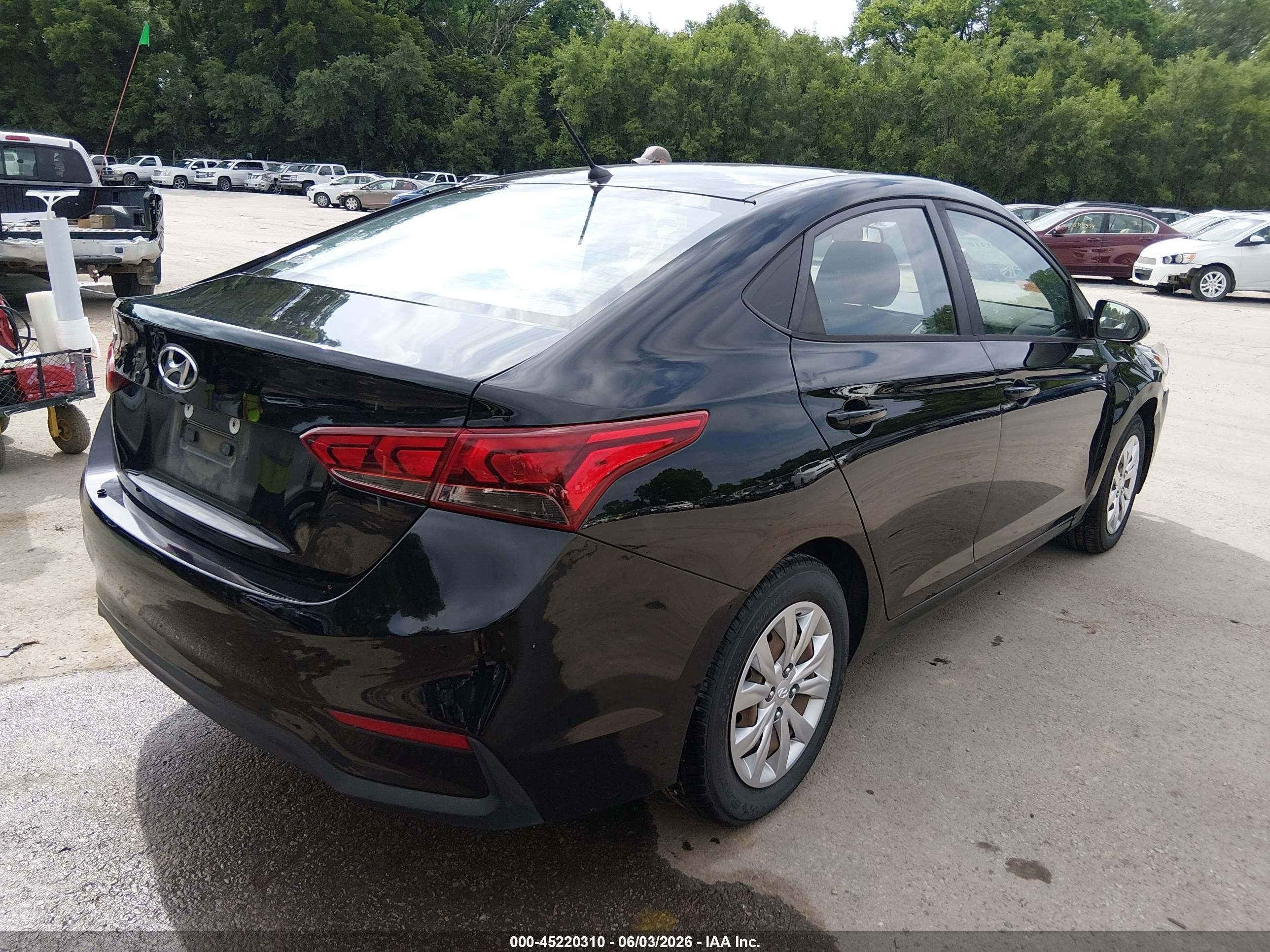 2018 Hyundai Accent Se Черный vin: 3KPC24A33JE033932